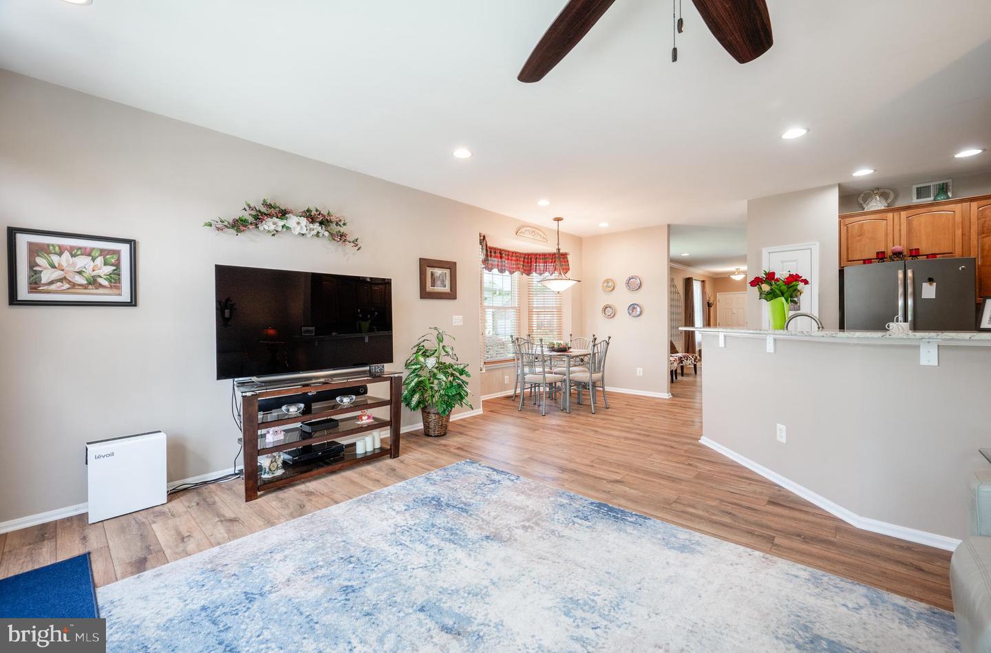 3599 SUTHERLAND CT, WARRENTON, Virginia 20187, 3 Bedrooms Bedrooms, ,2 BathroomsBathrooms,Residential,For sale,3599 SUTHERLAND CT,VAFQ2016760 MLS # VAFQ2016760