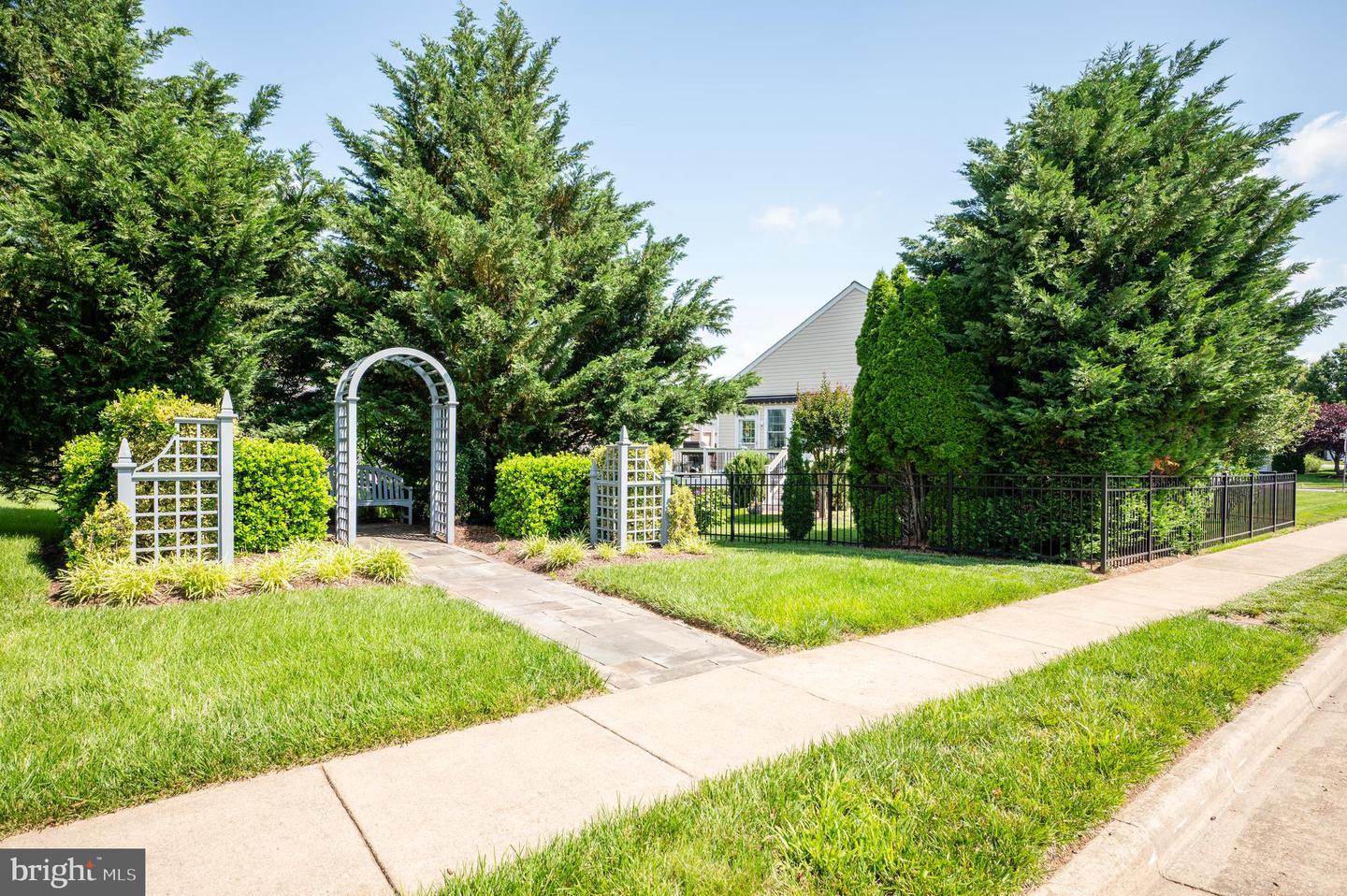 3599 SUTHERLAND CT, WARRENTON, Virginia 20187, 3 Bedrooms Bedrooms, ,2 BathroomsBathrooms,Residential,For sale,3599 SUTHERLAND CT,VAFQ2016760 MLS # VAFQ2016760