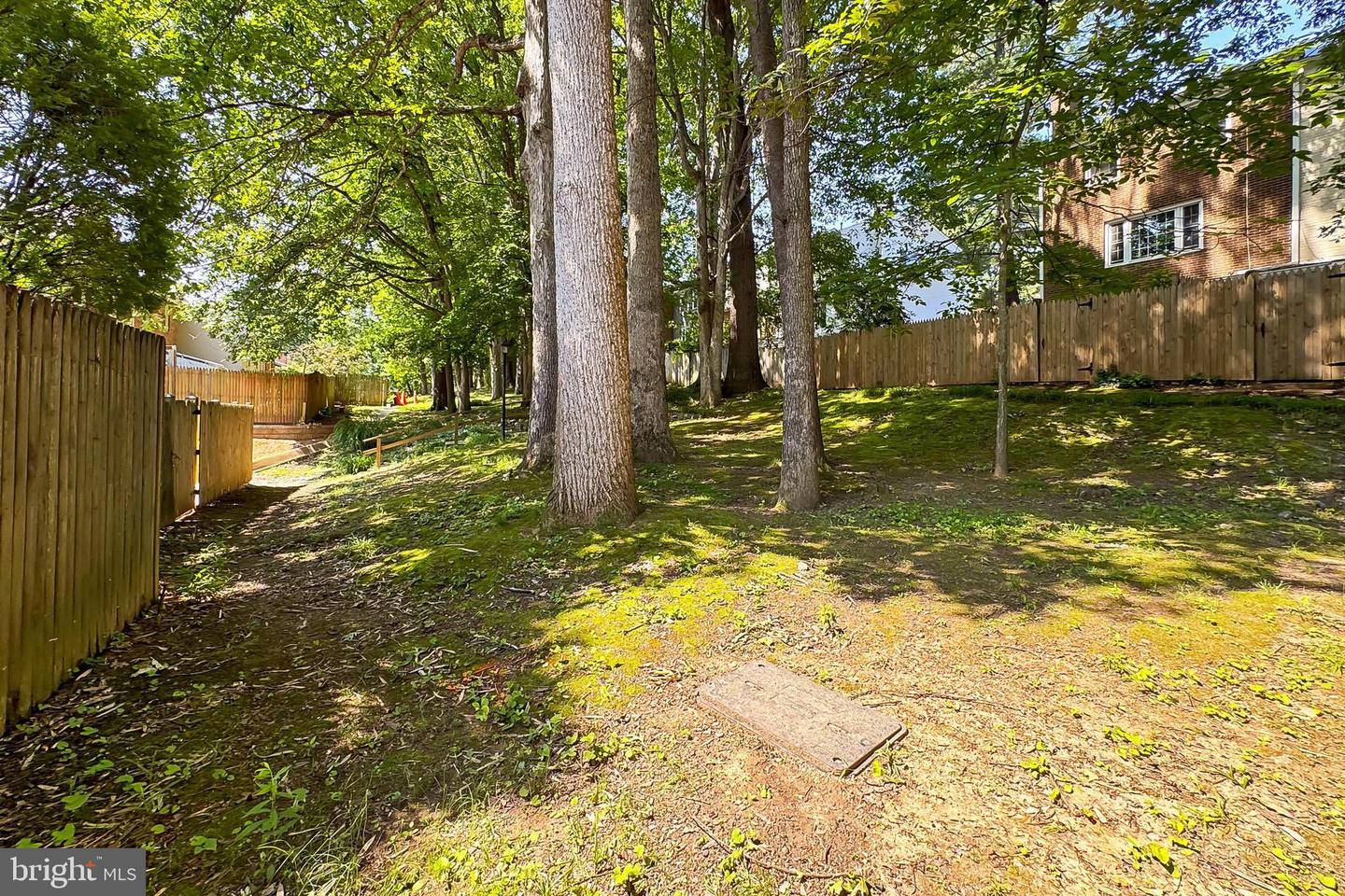 7629 TIVERTON DR, SPRINGFIELD, Virginia 22152, 2 Bedrooms Bedrooms, ,2 BathroomsBathrooms,Residential,For sale,7629 TIVERTON DR,VAFX2243018 MLS # VAFX2243018