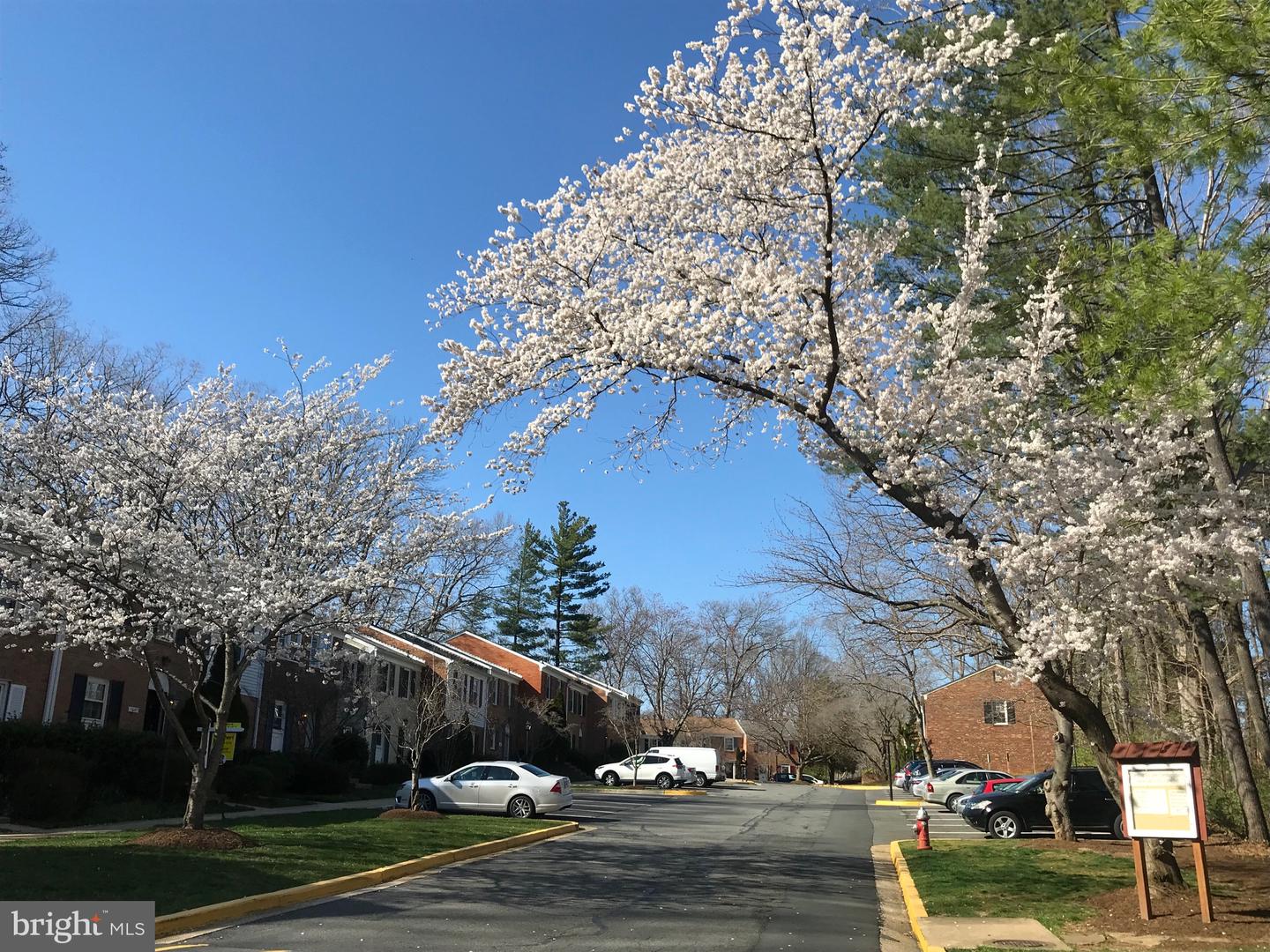 7629 TIVERTON DR, SPRINGFIELD, Virginia 22152, 2 Bedrooms Bedrooms, ,2 BathroomsBathrooms,Residential,For sale,7629 TIVERTON DR,VAFX2243018 MLS # VAFX2243018