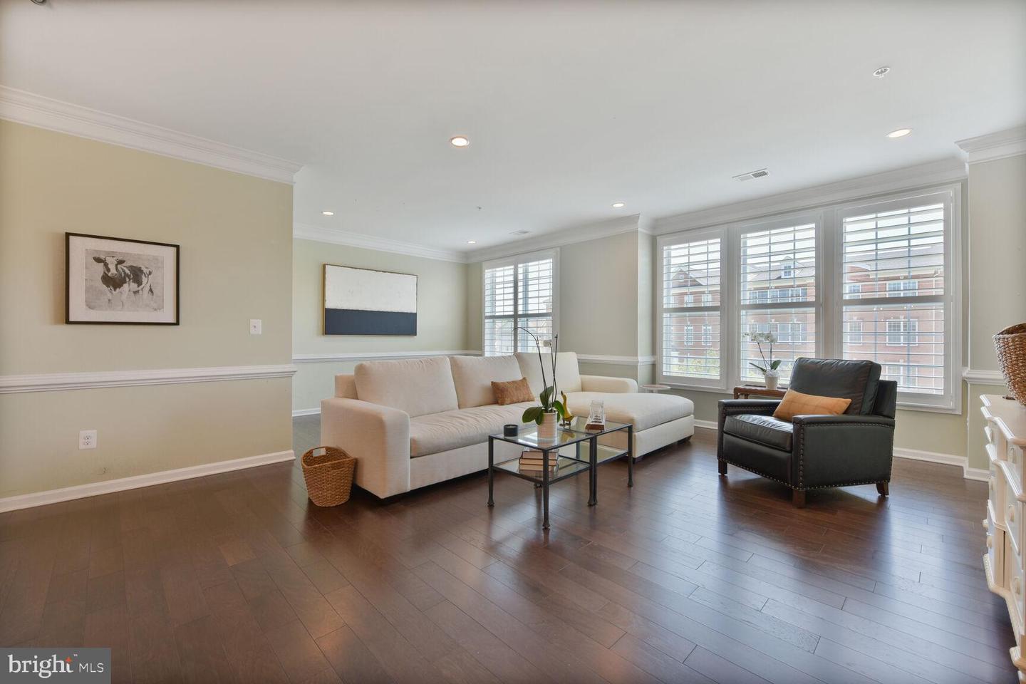 23492 BLUEMONT CHAPEL TER, ASHBURN, Virginia 20148, 3 Bedrooms Bedrooms, ,2 BathroomsBathrooms,Residential,For sale,23492 BLUEMONT CHAPEL TER,VALO2097762 MLS # VALO2097762