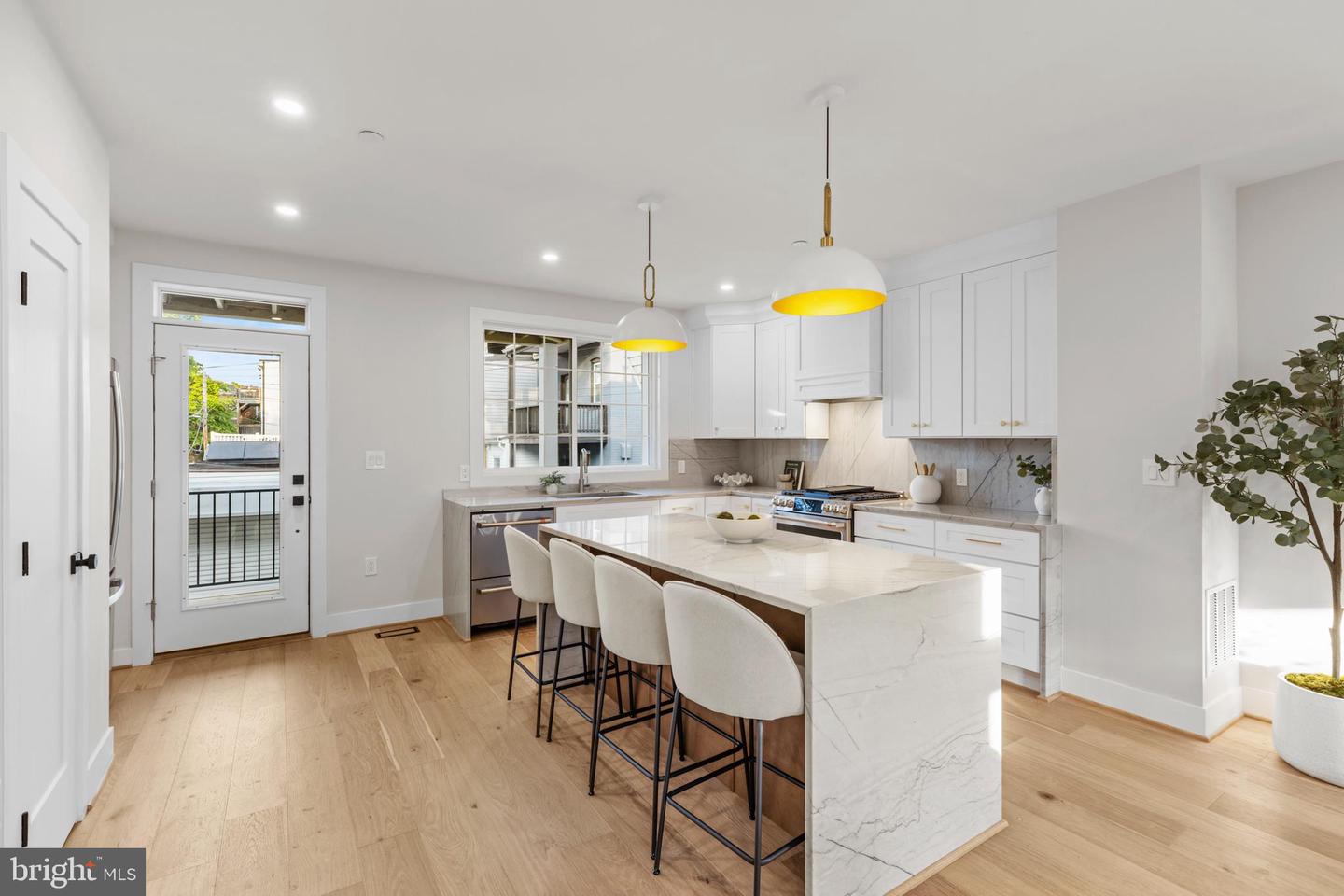 3207 WARDER ST NW, WASHINGTON, District Of Columbia 20010, 4 Bedrooms Bedrooms, ,3 BathroomsBathrooms,Residential,For sale,3207 WARDER ST NW,DCDC2202372 MLS # DCDC2202372