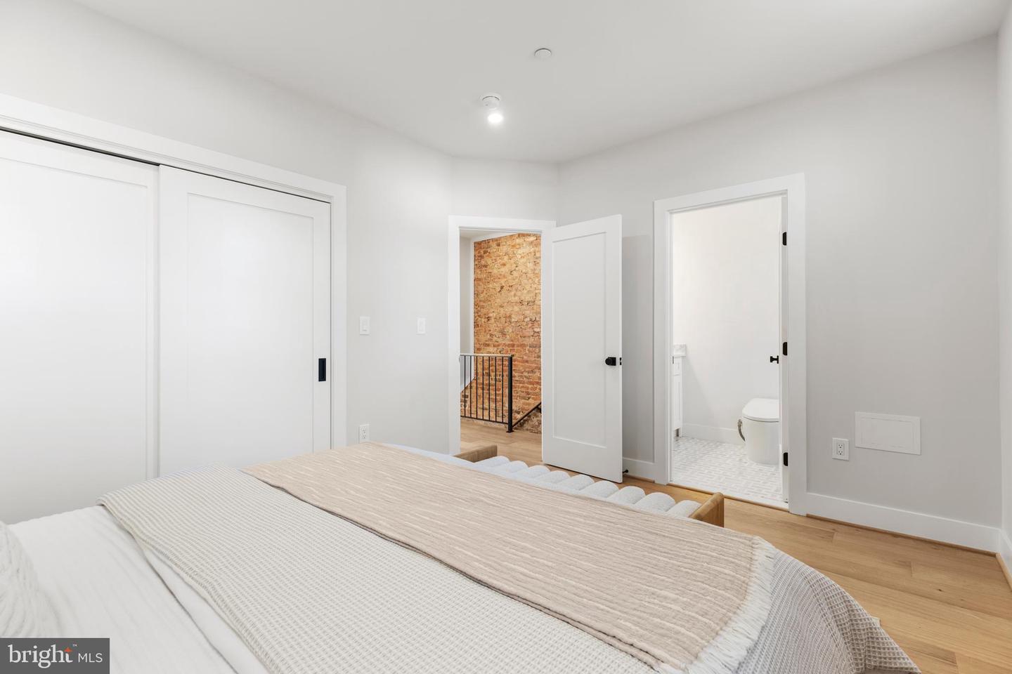 3207 WARDER ST NW, WASHINGTON, District Of Columbia 20010, 4 Bedrooms Bedrooms, ,3 BathroomsBathrooms,Residential,For sale,3207 WARDER ST NW,DCDC2202372 MLS # DCDC2202372