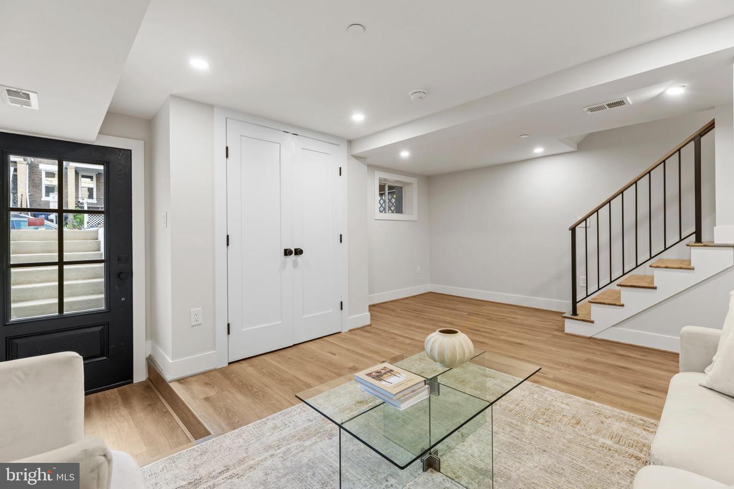 3207 WARDER ST NW, WASHINGTON, District Of Columbia 20010, 4 Bedrooms Bedrooms, ,3 BathroomsBathrooms,Residential,For sale,3207 WARDER ST NW,DCDC2202372 MLS # DCDC2202372