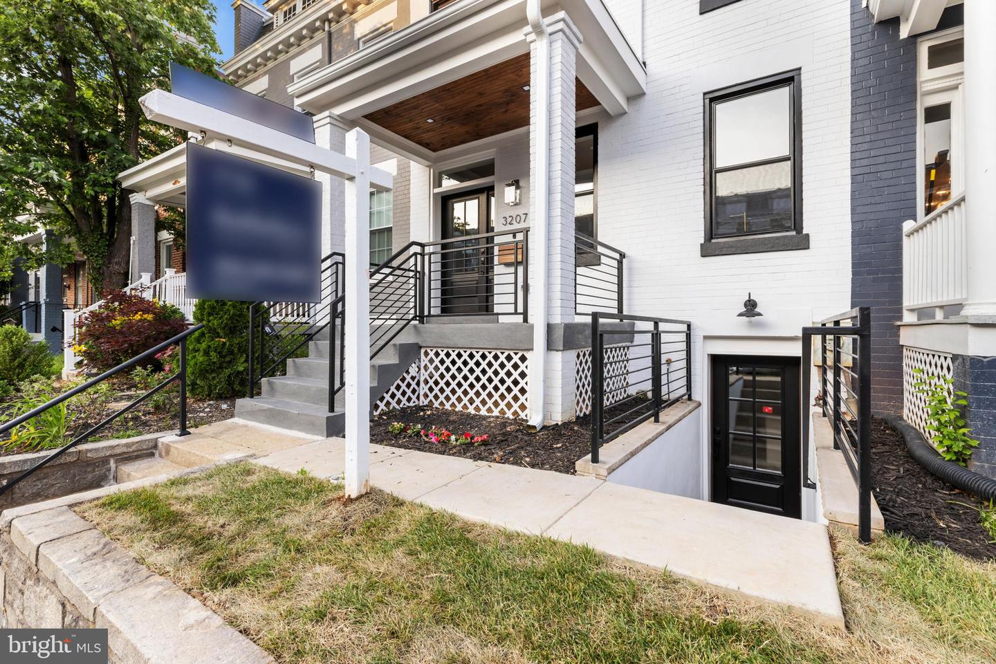 3207 WARDER ST NW, WASHINGTON, District Of Columbia 20010, 4 Bedrooms Bedrooms, ,3 BathroomsBathrooms,Residential,For sale,3207 WARDER ST NW,DCDC2202372 MLS # DCDC2202372