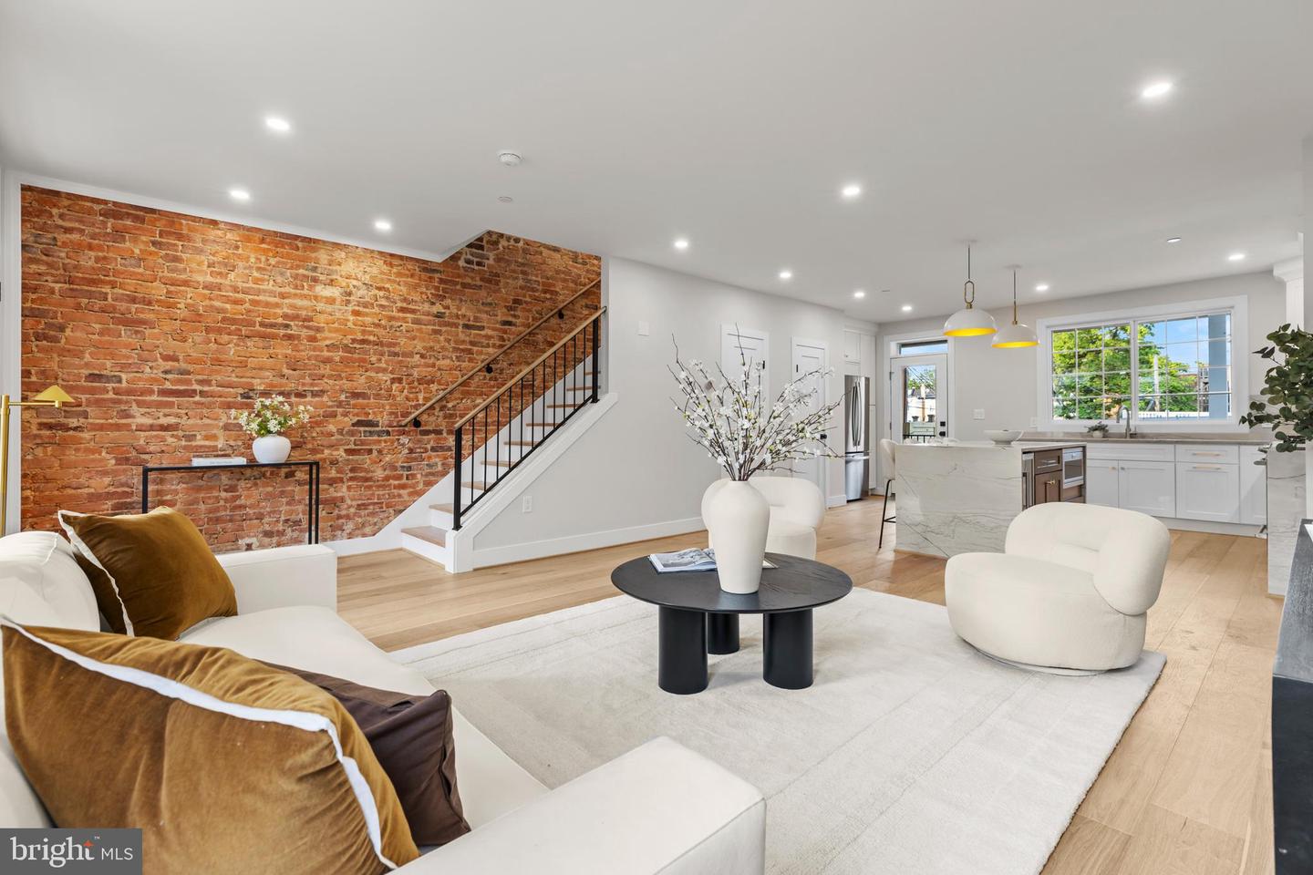 3207 WARDER ST NW, WASHINGTON, District Of Columbia 20010, 4 Bedrooms Bedrooms, ,3 BathroomsBathrooms,Residential,For sale,3207 WARDER ST NW,DCDC2202372 MLS # DCDC2202372