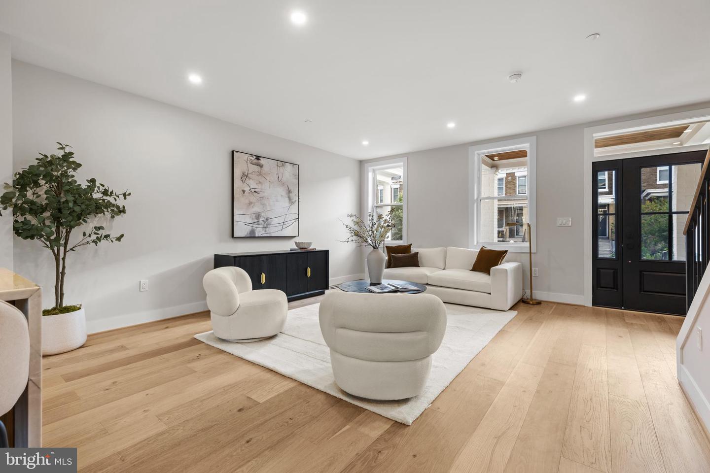 3207 WARDER ST NW, WASHINGTON, District Of Columbia 20010, 4 Bedrooms Bedrooms, ,3 BathroomsBathrooms,Residential,For sale,3207 WARDER ST NW,DCDC2202372 MLS # DCDC2202372
