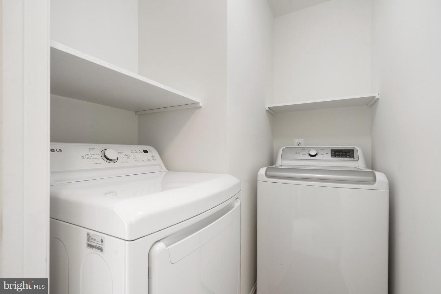 3858 DOMINION MILL DR, ALEXANDRIA, Virginia 22304, 3 Bedrooms Bedrooms, ,2 BathroomsBathrooms,Residential,For sale,3858 DOMINION MILL DR,VAAX2045704 MLS # VAAX2045704