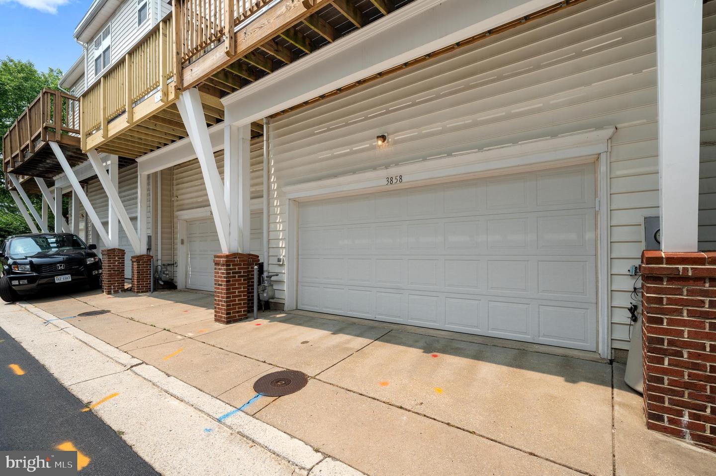 3858 DOMINION MILL DR, ALEXANDRIA, Virginia 22304, 3 Bedrooms Bedrooms, ,2 BathroomsBathrooms,Residential,For sale,3858 DOMINION MILL DR,VAAX2045704 MLS # VAAX2045704