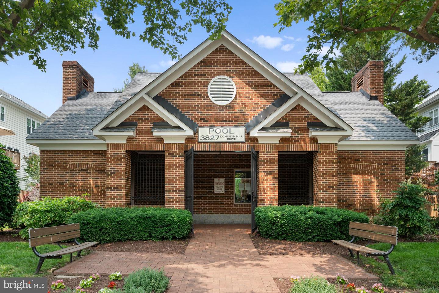 3858 DOMINION MILL DR, ALEXANDRIA, Virginia 22304, 3 Bedrooms Bedrooms, ,2 BathroomsBathrooms,Residential,For sale,3858 DOMINION MILL DR,VAAX2045704 MLS # VAAX2045704