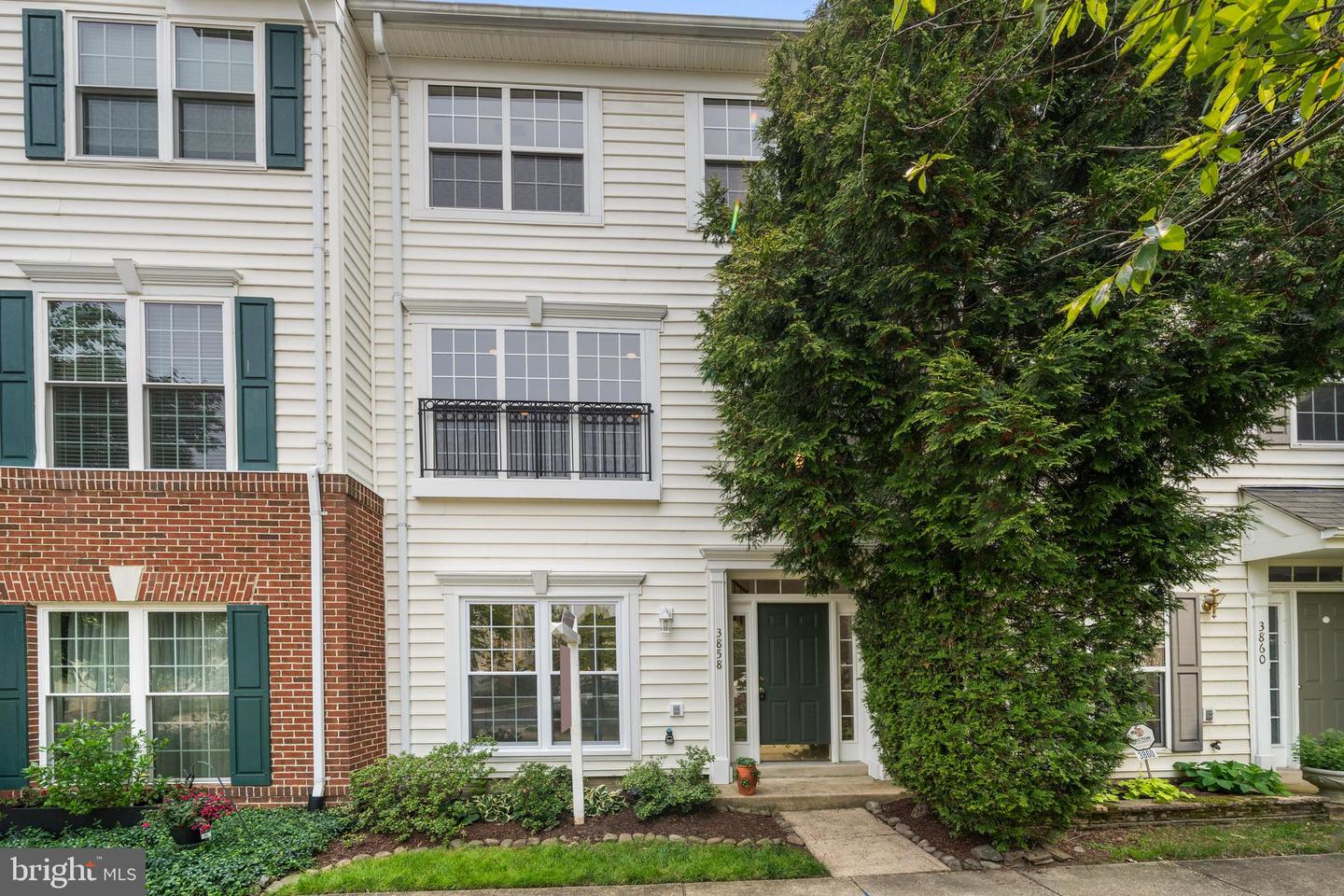 3858 DOMINION MILL DR, ALEXANDRIA, Virginia 22304, 3 Bedrooms Bedrooms, ,2 BathroomsBathrooms,Residential,For sale,3858 DOMINION MILL DR,VAAX2045704 MLS # VAAX2045704