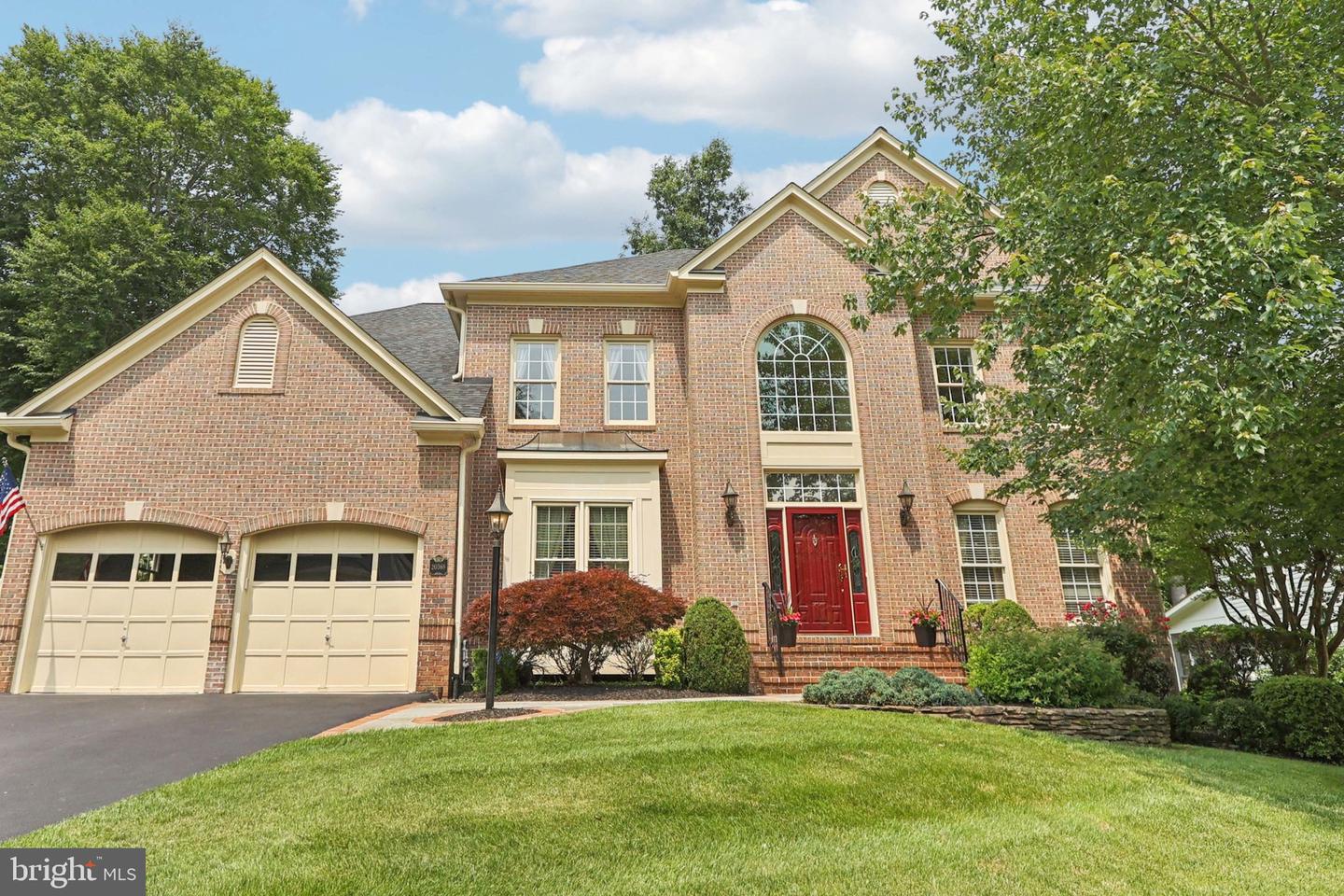20369 STILLHOUSE BRANCH PL, STERLING, Virginia 20165, 5 Bedrooms Bedrooms, ,4 BathroomsBathrooms,Residential,For sale,20369 STILLHOUSE BRANCH PL,VALO2097814 MLS # VALO2097814