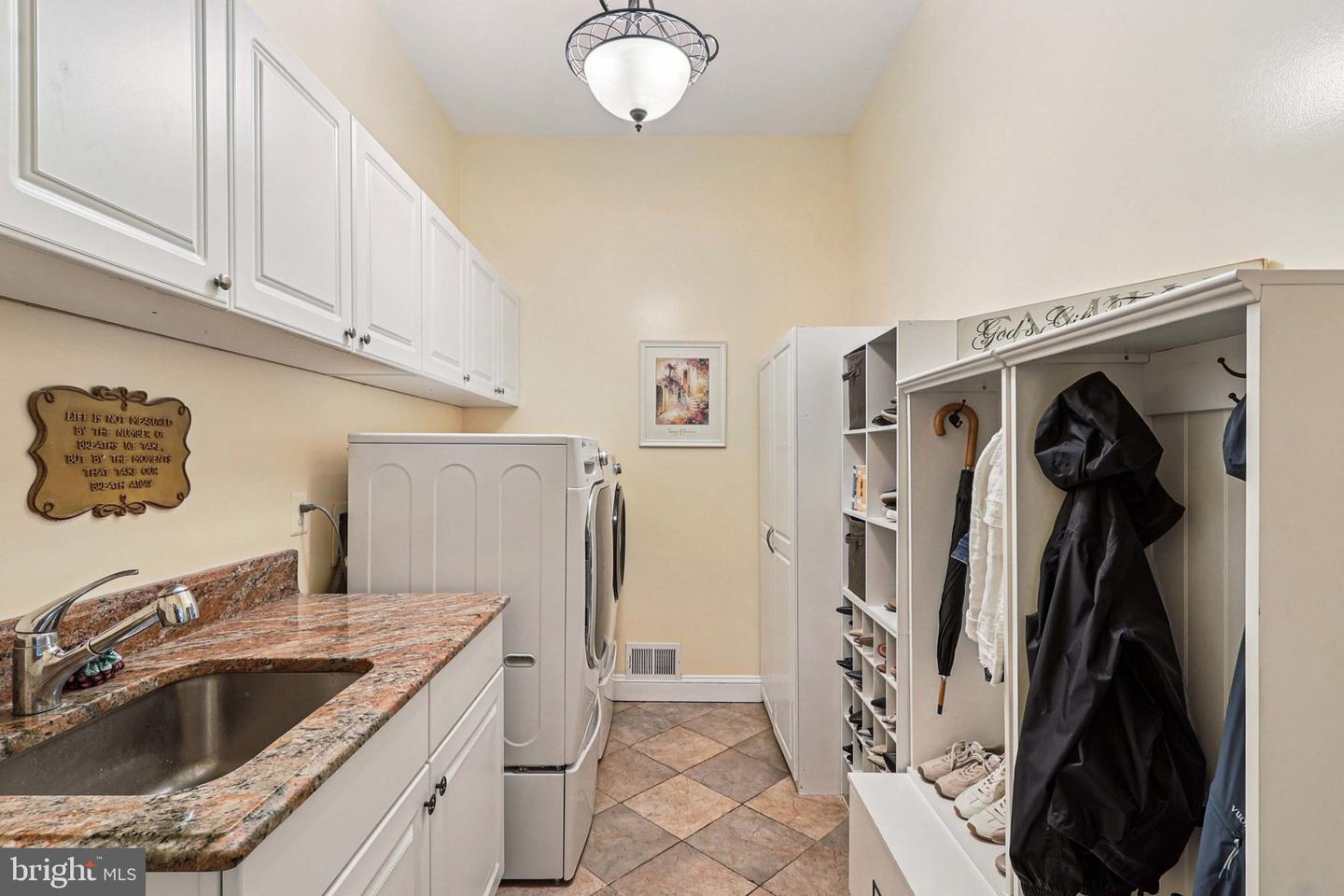 20369 STILLHOUSE BRANCH PL, STERLING, Virginia 20165, 5 Bedrooms Bedrooms, ,4 BathroomsBathrooms,Residential,For sale,20369 STILLHOUSE BRANCH PL,VALO2097814 MLS # VALO2097814