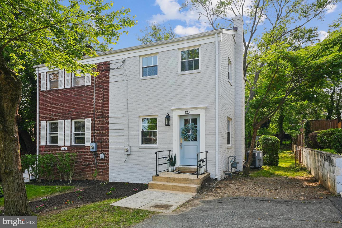 125 S INGRAM ST, ALEXANDRIA, Virginia 22304, 2 Bedrooms Bedrooms, ,2 BathroomsBathrooms,Residential,For sale,125 S INGRAM ST,VAAX2045716 MLS # VAAX2045716