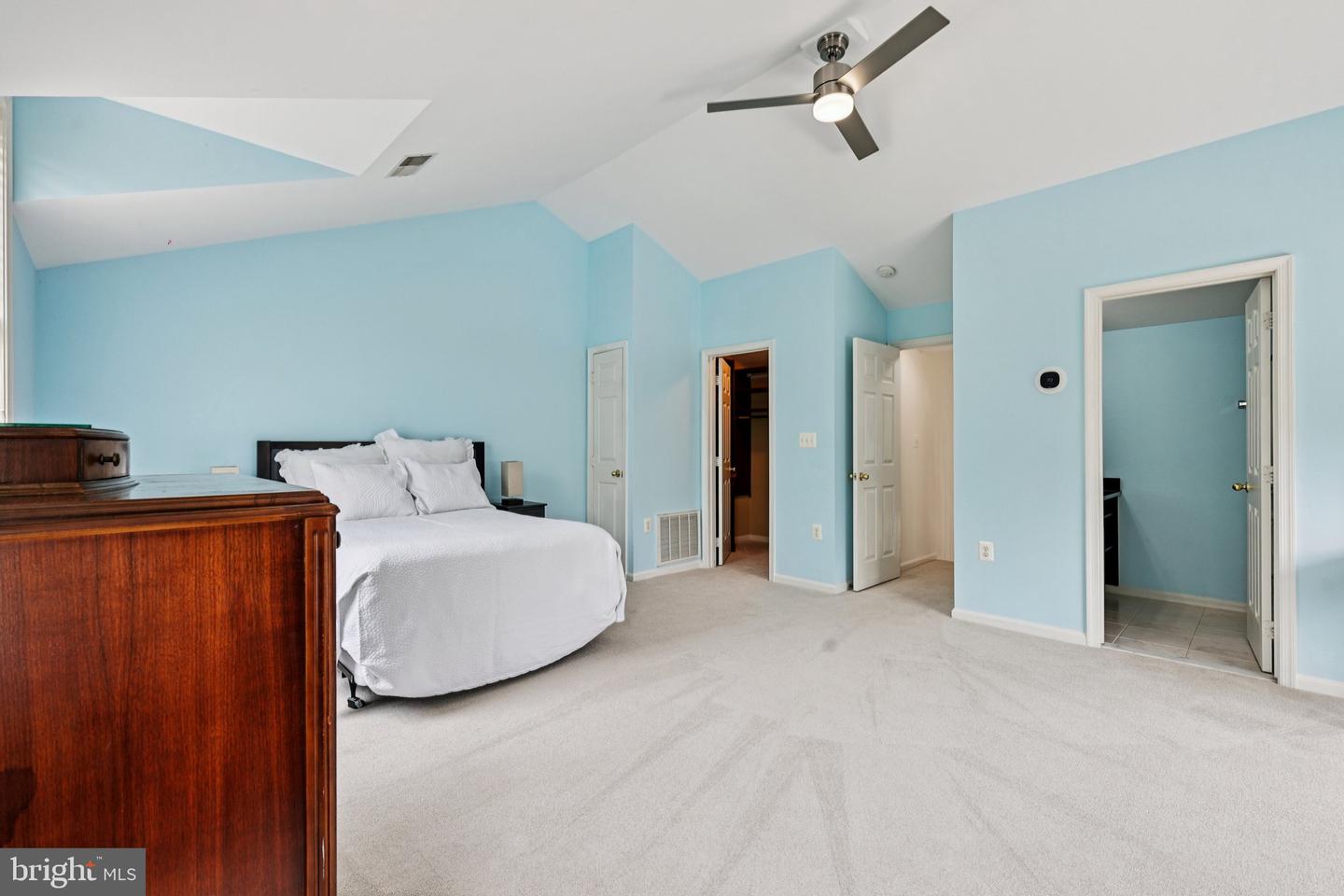 18442 LANIER ISLAND SQ, LEESBURG, Virginia 20176, 3 Bedrooms Bedrooms, ,4 BathroomsBathrooms,Residential,For sale,18442 LANIER ISLAND SQ,VALO2097692 MLS # VALO2097692