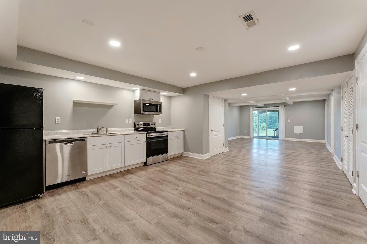 43268 HEAVENLY CIR, LEESBURG, Virginia 20176, 5 Bedrooms Bedrooms, ,3 BathroomsBathrooms,Residential,For sale,43268 HEAVENLY CIR,VALO2097752 MLS # VALO2097752