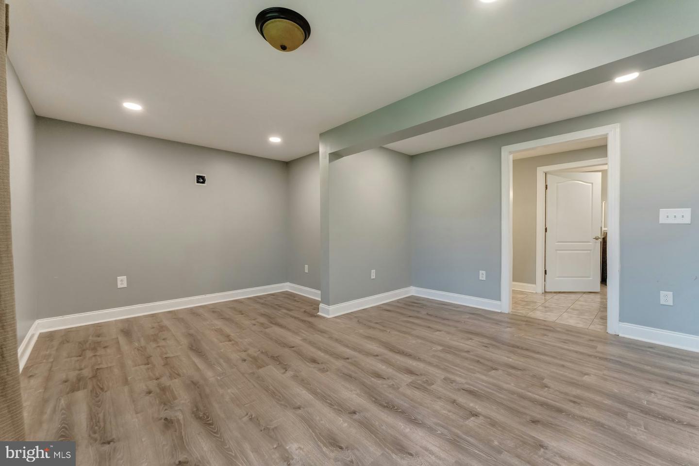 43268 HEAVENLY CIR, LEESBURG, Virginia 20176, 5 Bedrooms Bedrooms, ,3 BathroomsBathrooms,Residential,For sale,43268 HEAVENLY CIR,VALO2097752 MLS # VALO2097752