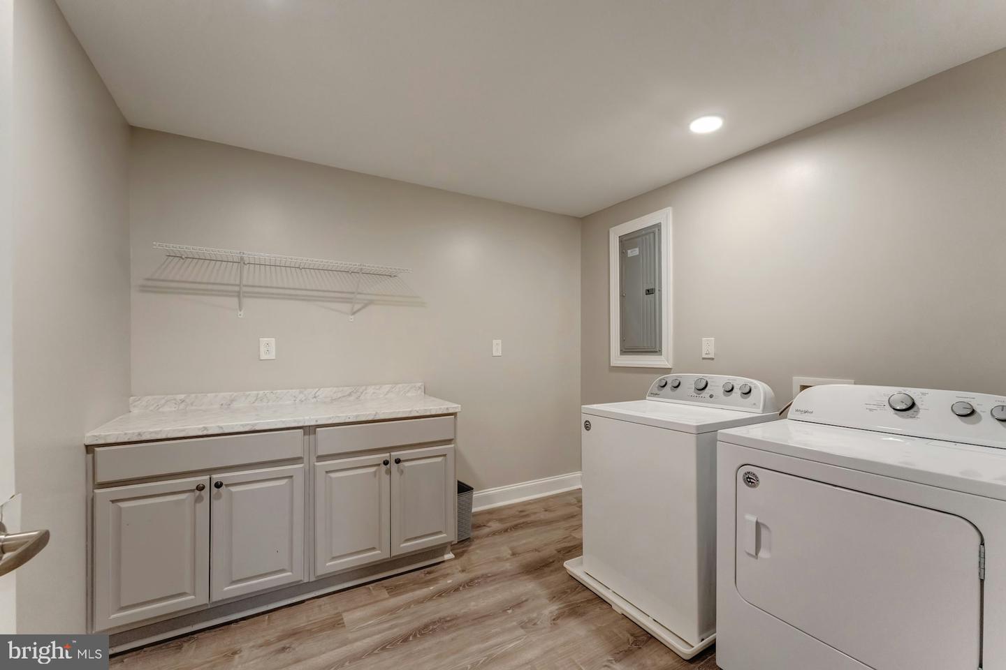 43268 HEAVENLY CIR, LEESBURG, Virginia 20176, 5 Bedrooms Bedrooms, ,3 BathroomsBathrooms,Residential,For sale,43268 HEAVENLY CIR,VALO2097752 MLS # VALO2097752