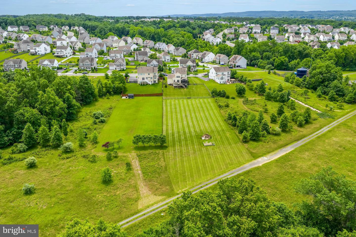 43268 HEAVENLY CIR, LEESBURG, Virginia 20176, 5 Bedrooms Bedrooms, ,3 BathroomsBathrooms,Residential,For sale,43268 HEAVENLY CIR,VALO2097752 MLS # VALO2097752
