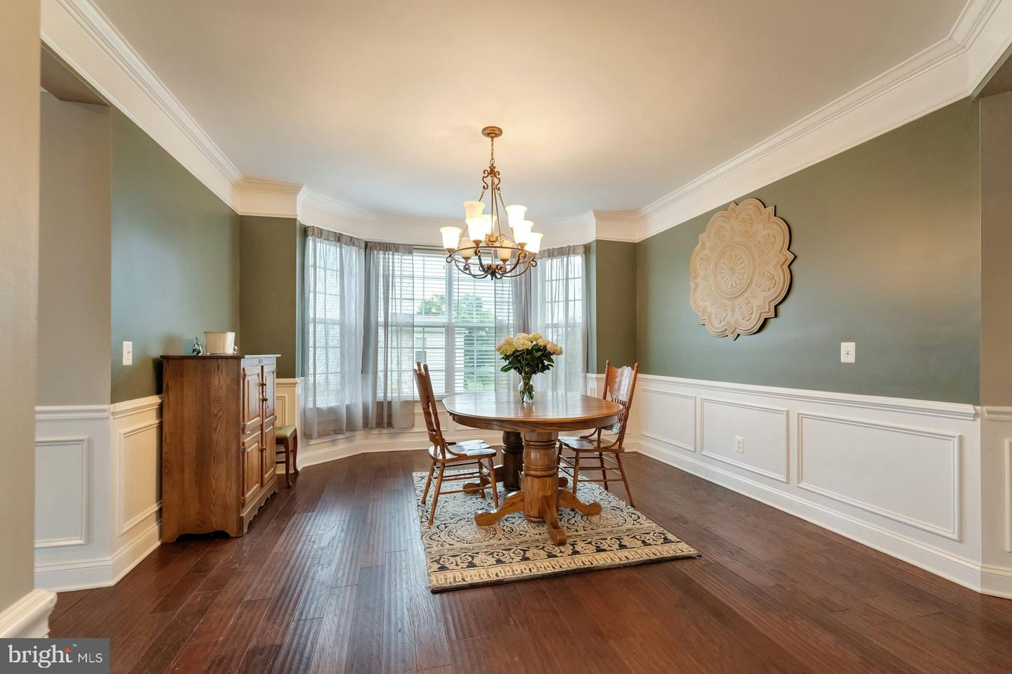 43268 HEAVENLY CIR, LEESBURG, Virginia 20176, 5 Bedrooms Bedrooms, ,3 BathroomsBathrooms,Residential,For sale,43268 HEAVENLY CIR,VALO2097752 MLS # VALO2097752