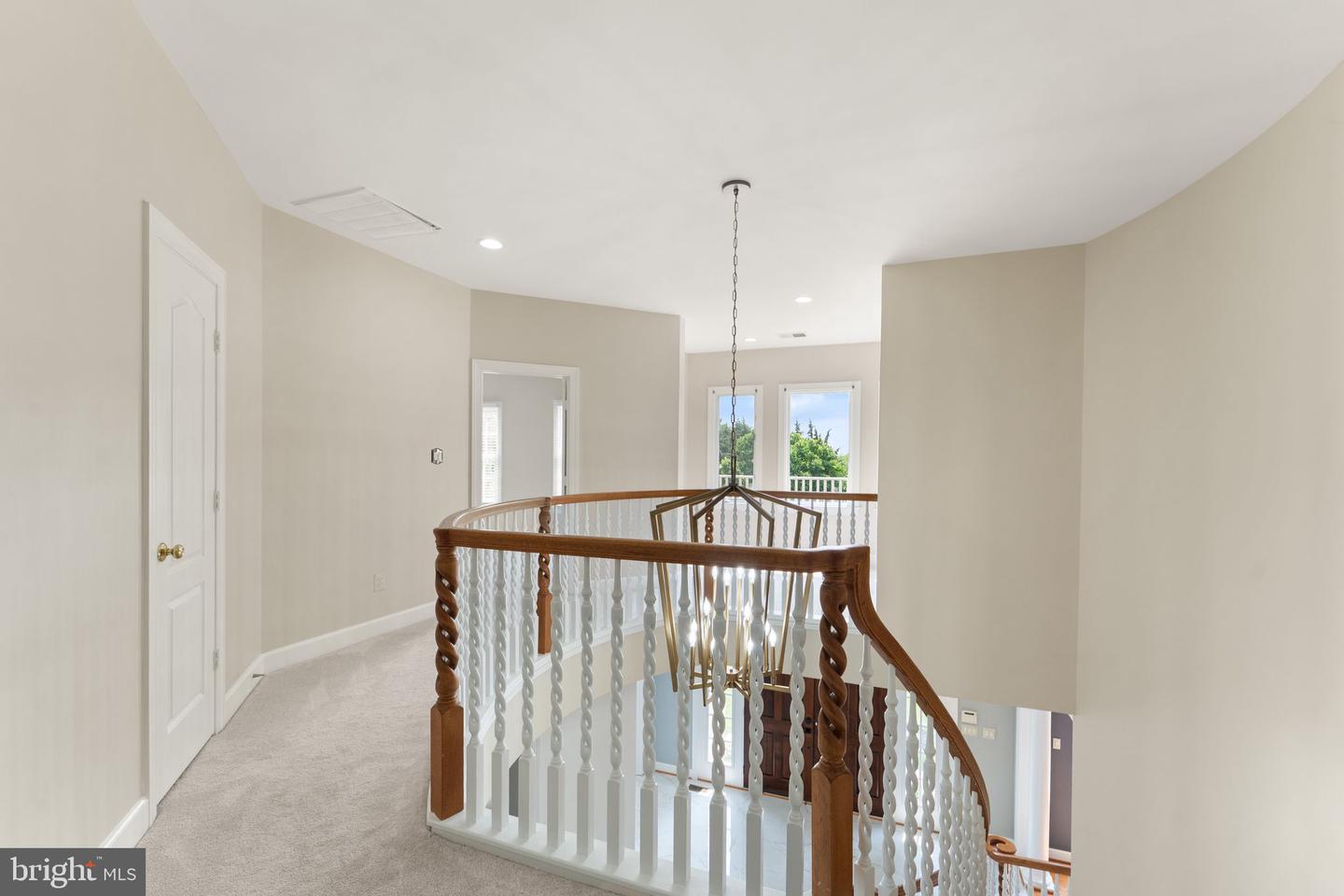 22962 LOIS LN, BRAMBLETON, Virginia 20148, 6 Bedrooms Bedrooms, ,5 BathroomsBathrooms,Residential,For sale,22962 LOIS LN,VALO2097760 MLS # VALO2097760