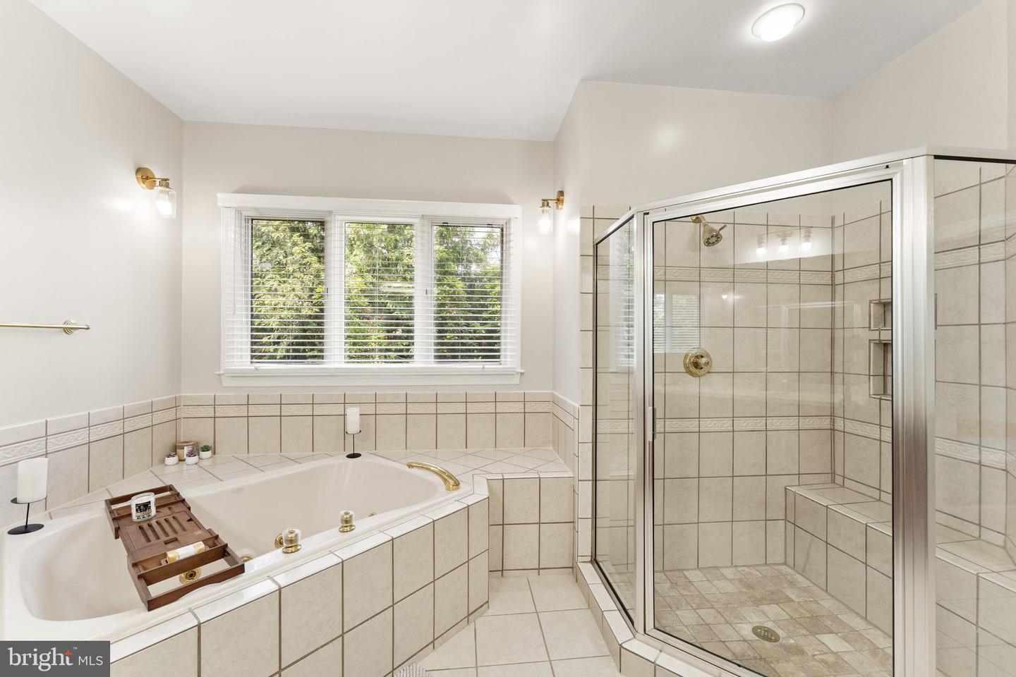 22962 LOIS LN, BRAMBLETON, Virginia 20148, 6 Bedrooms Bedrooms, ,5 BathroomsBathrooms,Residential,For sale,22962 LOIS LN,VALO2097760 MLS # VALO2097760