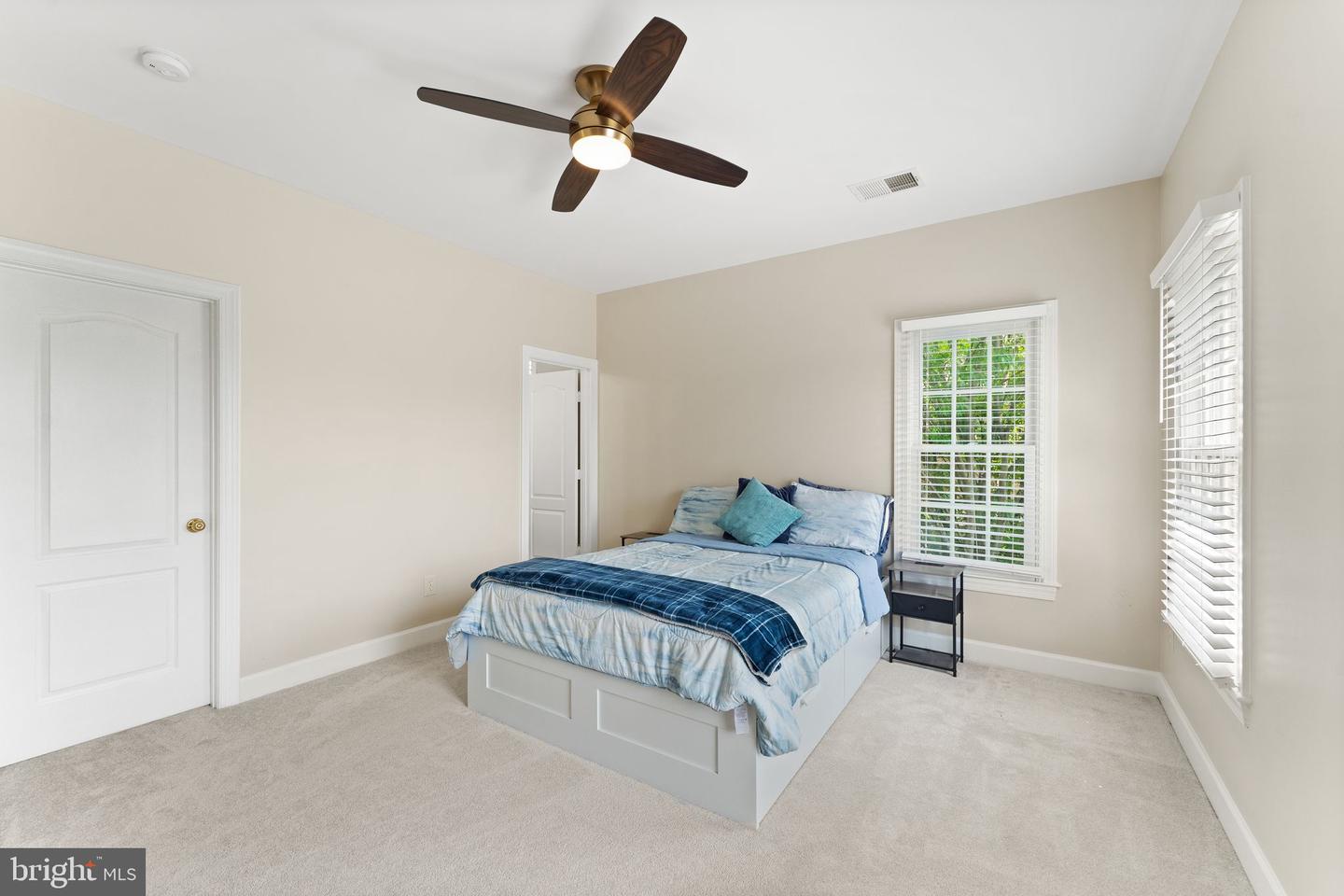 22962 LOIS LN, BRAMBLETON, Virginia 20148, 6 Bedrooms Bedrooms, ,5 BathroomsBathrooms,Residential,For sale,22962 LOIS LN,VALO2097760 MLS # VALO2097760