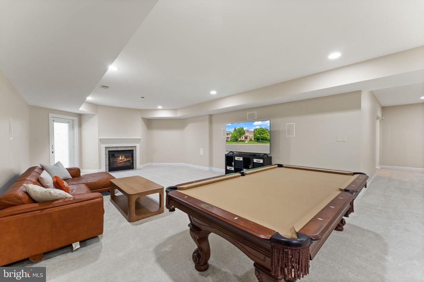 22962 LOIS LN, BRAMBLETON, Virginia 20148, 6 Bedrooms Bedrooms, ,5 BathroomsBathrooms,Residential,For sale,22962 LOIS LN,VALO2097760 MLS # VALO2097760