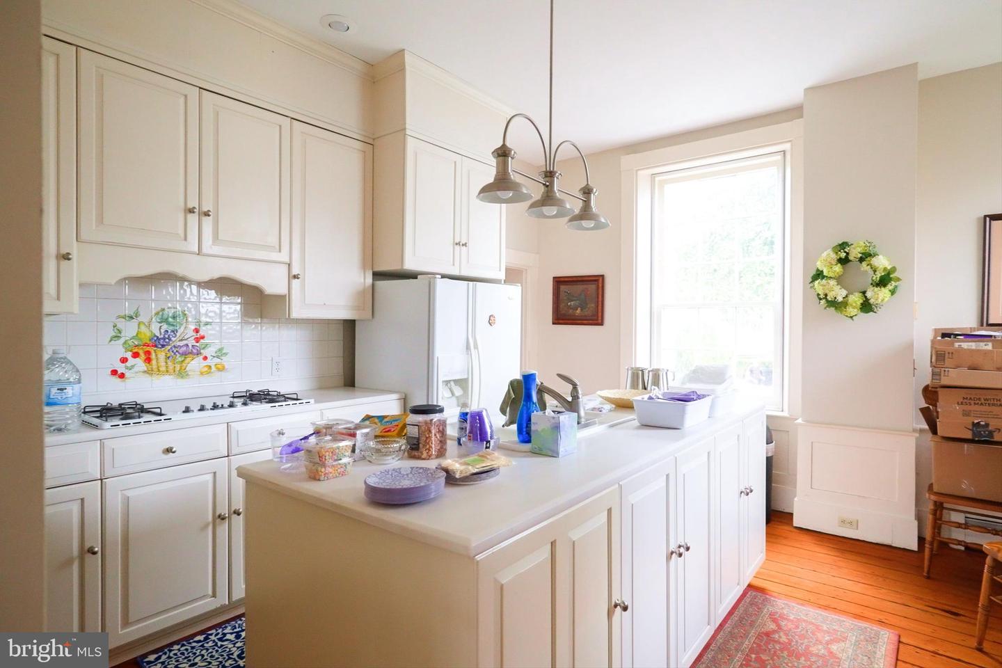 111 S MAIN ST, BRIDGEWATER, Virginia 22812, 3 Bedrooms Bedrooms, ,3 BathroomsBathrooms,Residential,For sale,111 S MAIN ST,VARO2002332 MLS # VARO2002332