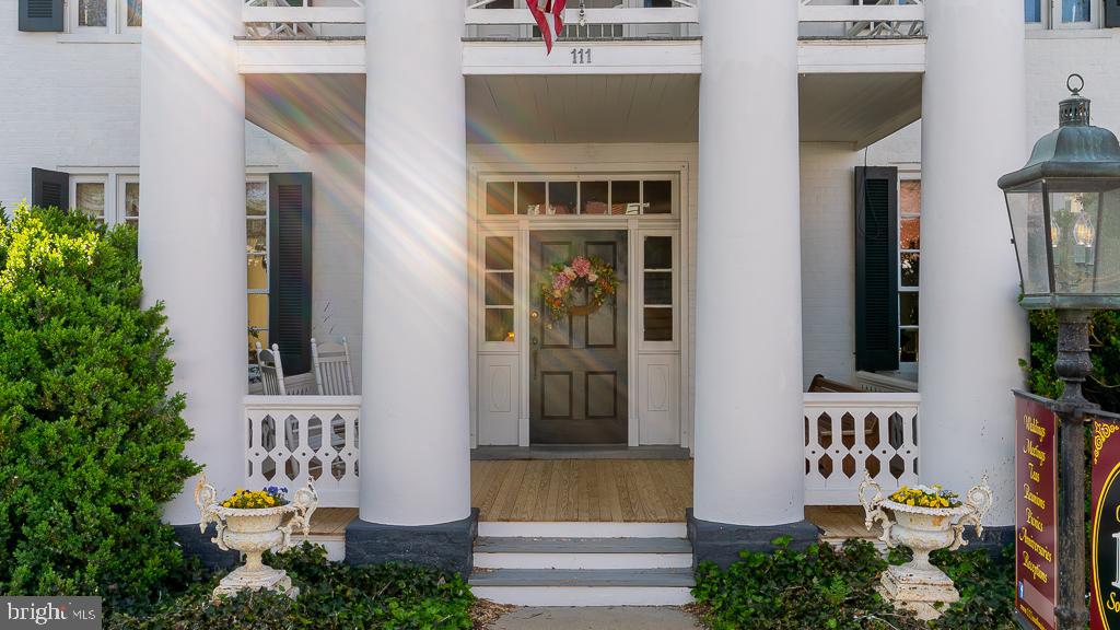 111 S MAIN ST, BRIDGEWATER, Virginia 22812, 3 Bedrooms Bedrooms, ,3 BathroomsBathrooms,Residential,For sale,111 S MAIN ST,VARO2002332 MLS # VARO2002332