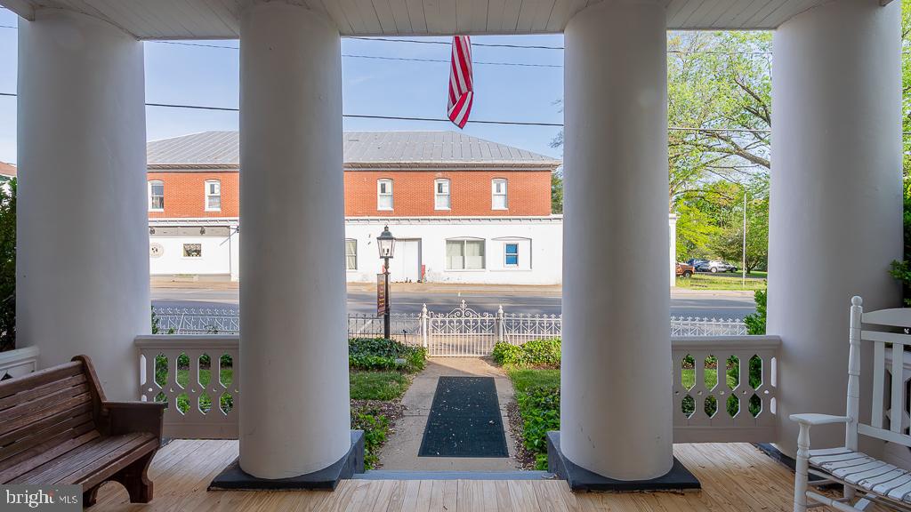 111 S MAIN ST, BRIDGEWATER, Virginia 22812, 3 Bedrooms Bedrooms, ,3 BathroomsBathrooms,Residential,For sale,111 S MAIN ST,VARO2002332 MLS # VARO2002332
