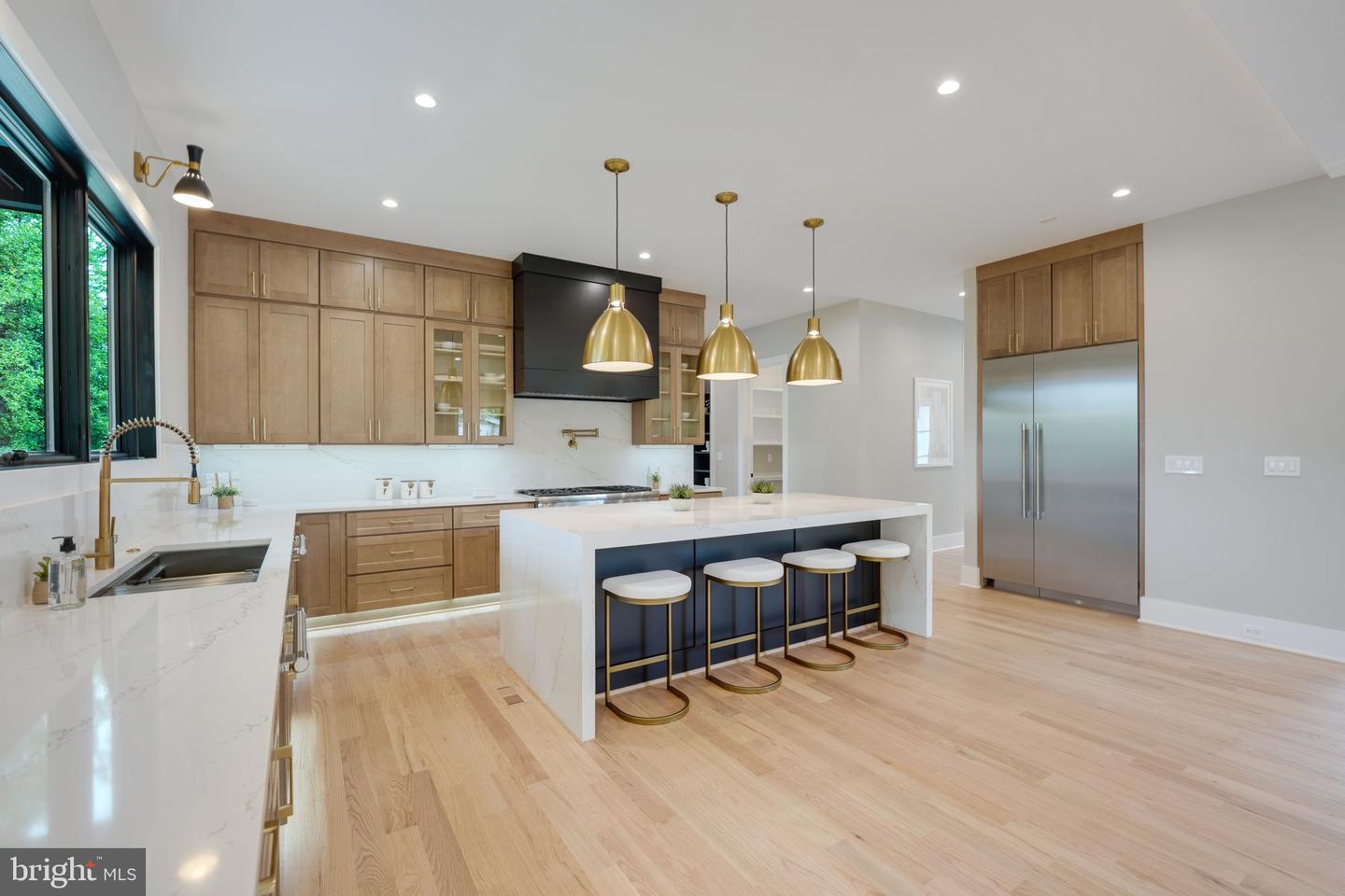 2202 GRAYSON PL, FALLS CHURCH, Virginia 22043, 6 Bedrooms Bedrooms, ,6 BathroomsBathrooms,Residential,For sale,2202 GRAYSON PL,VAFX2242878 MLS # VAFX2242878