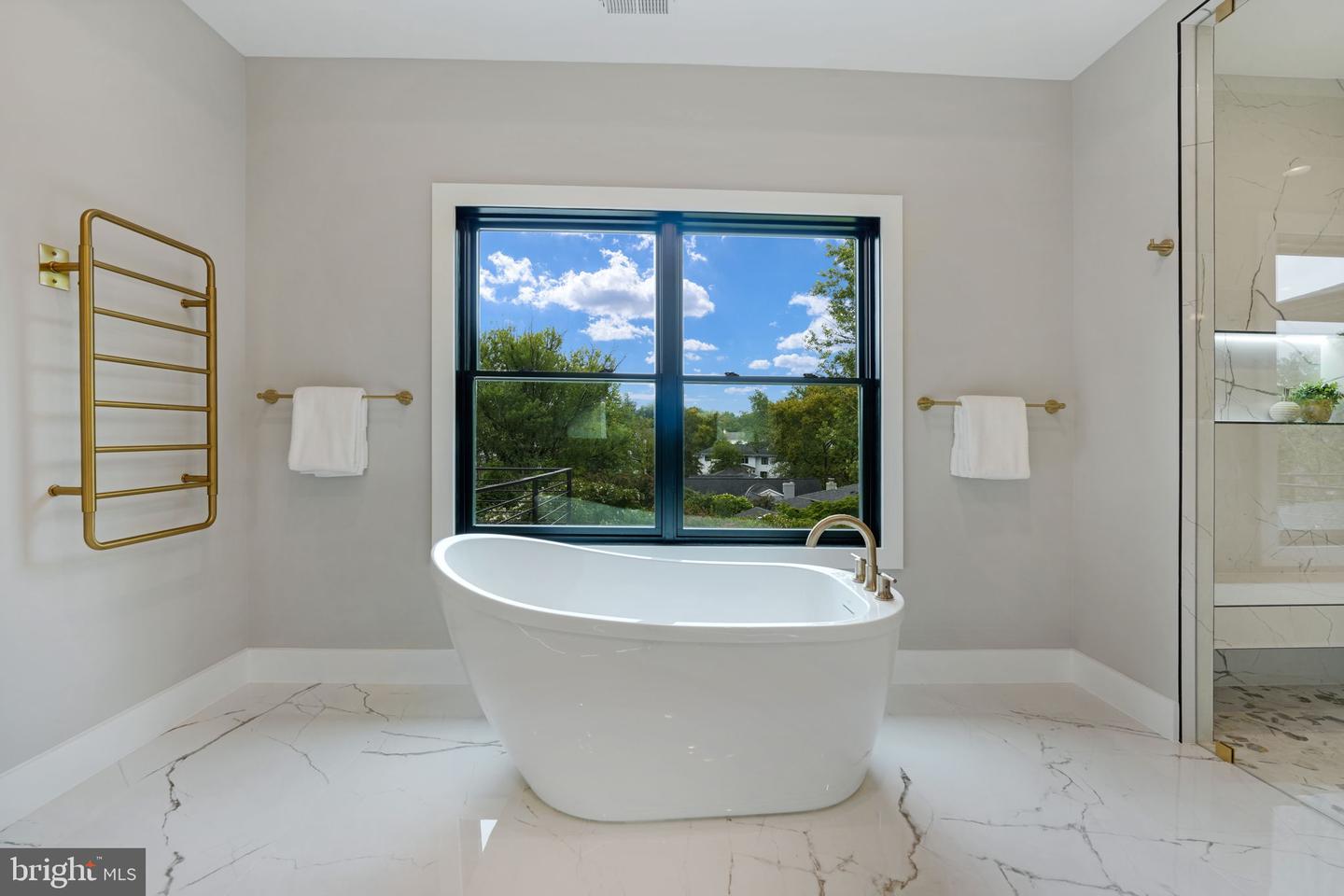 2202 GRAYSON PL, FALLS CHURCH, Virginia 22043, 6 Bedrooms Bedrooms, ,6 BathroomsBathrooms,Residential,For sale,2202 GRAYSON PL,VAFX2242878 MLS # VAFX2242878