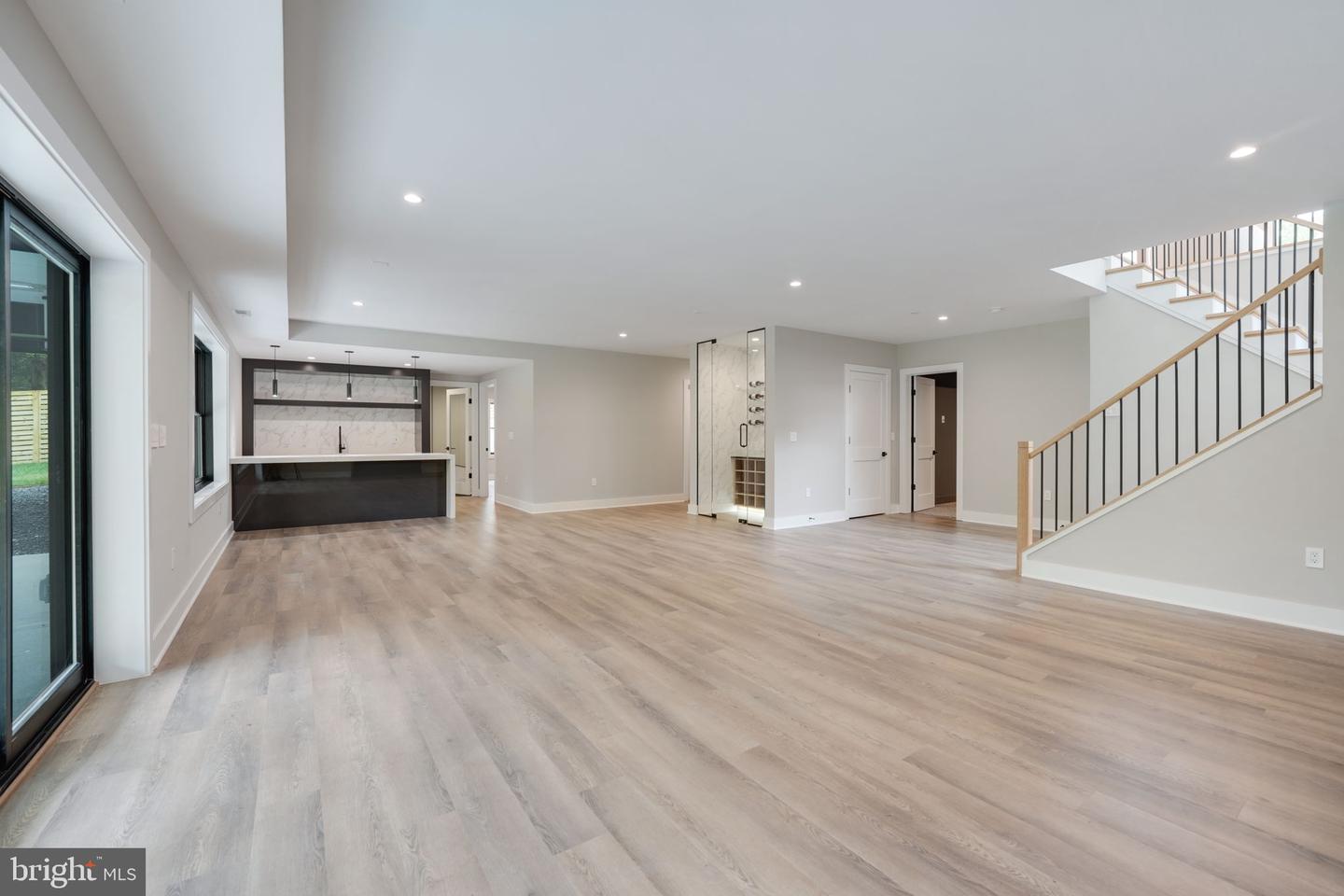 2202 GRAYSON PL, FALLS CHURCH, Virginia 22043, 6 Bedrooms Bedrooms, ,6 BathroomsBathrooms,Residential,For sale,2202 GRAYSON PL,VAFX2242878 MLS # VAFX2242878