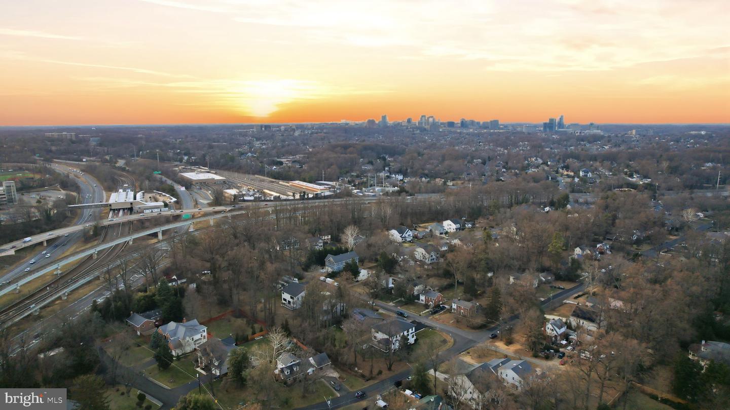 2202 GRAYSON PL, FALLS CHURCH, Virginia 22043, 6 Bedrooms Bedrooms, ,5 BathroomsBathrooms,Residential,For sale,2202 GRAYSON PL,VAFX2242878 MLS # VAFX2242878