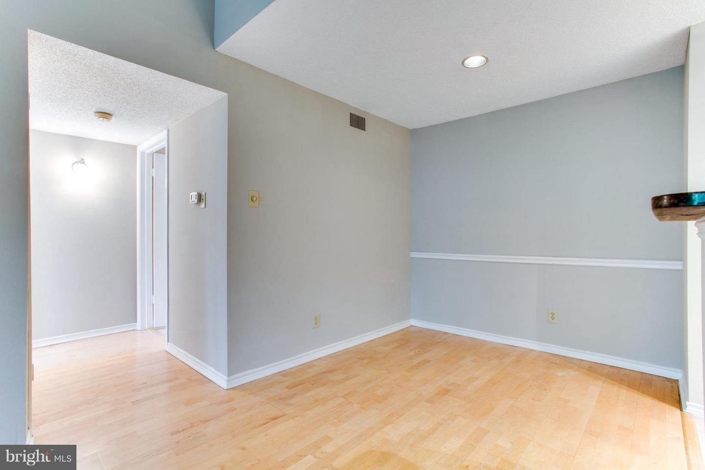 1525 LINCOLN WAY #301A, MCLEAN, Virginia 22102, 1 Bedroom Bedrooms, ,1 BathroomBathrooms,Residential,For sale,1525 LINCOLN WAY #301A,VAFX2243008 MLS # VAFX2243008