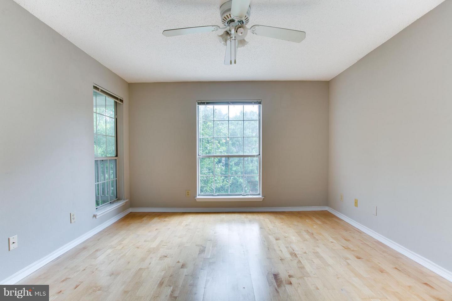 1525 LINCOLN WAY #301A, MCLEAN, Virginia 22102, 1 Bedroom Bedrooms, ,1 BathroomBathrooms,Residential,For sale,1525 LINCOLN WAY #301A,VAFX2243008 MLS # VAFX2243008