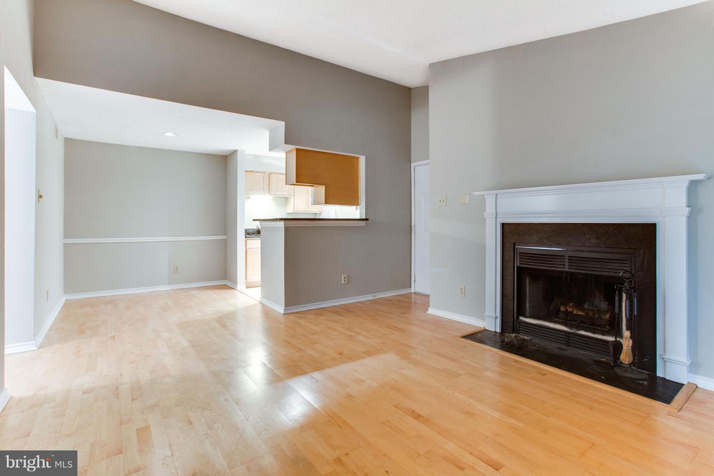 1525 LINCOLN WAY #301A, MCLEAN, Virginia 22102, 1 Bedroom Bedrooms, ,1 BathroomBathrooms,Residential,For sale,1525 LINCOLN WAY #301A,VAFX2243008 MLS # VAFX2243008