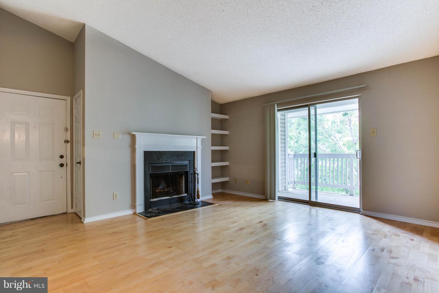 1525 LINCOLN WAY #301A, MCLEAN, Virginia 22102, 1 Bedroom Bedrooms, ,1 BathroomBathrooms,Residential,For sale,1525 LINCOLN WAY #301A,VAFX2243008 MLS # VAFX2243008