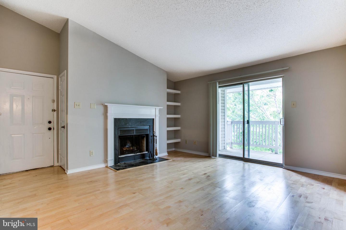 1525 LINCOLN WAY #301A, MCLEAN, Virginia 22102, 1 Bedroom Bedrooms, ,1 BathroomBathrooms,Residential,For sale,1525 LINCOLN WAY #301A,VAFX2243008 MLS # VAFX2243008