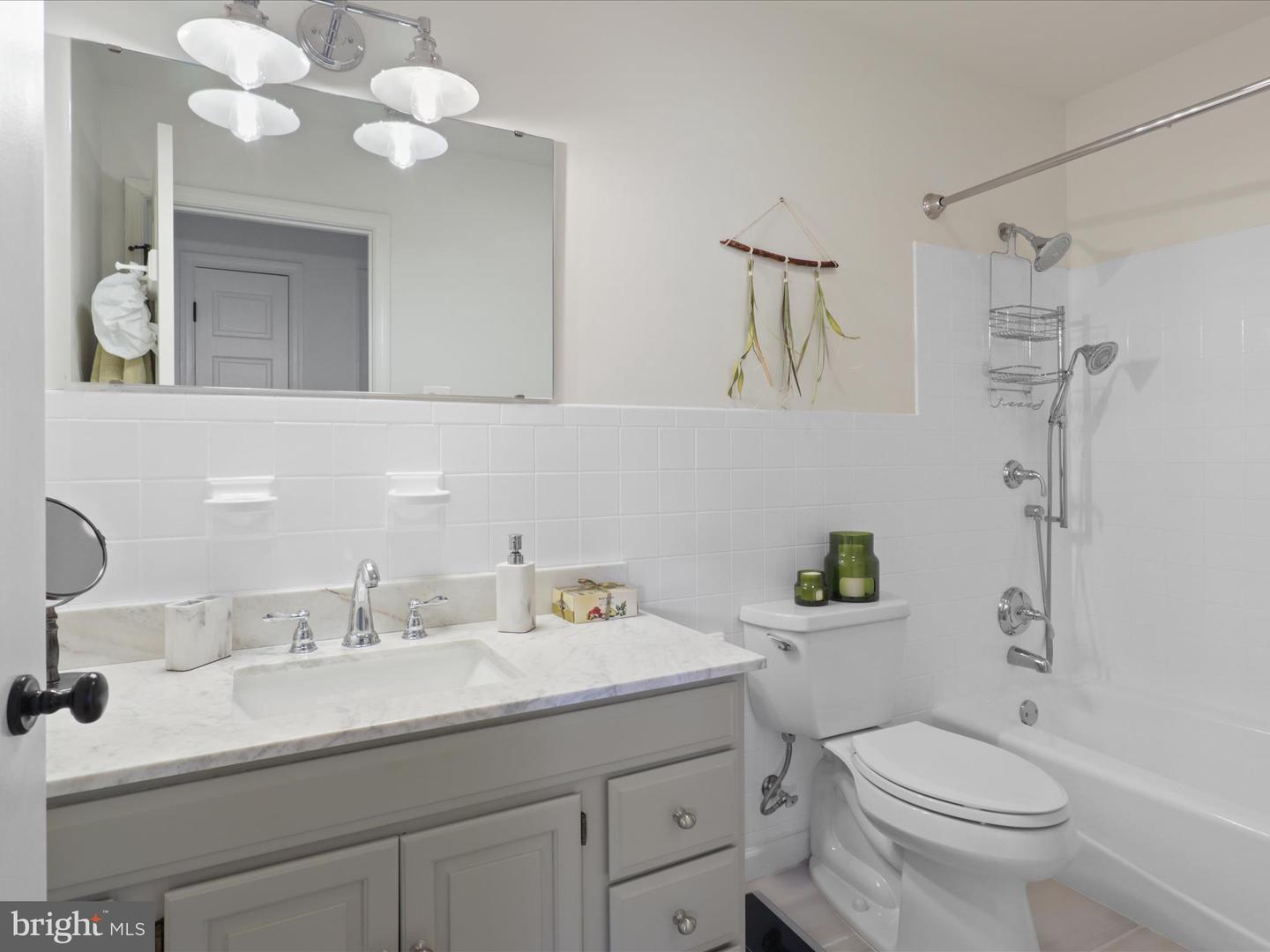 241 CLAYHILL DR, WINCHESTER, Virginia 22602, 5 Bedrooms Bedrooms, ,3 BathroomsBathrooms,Residential,For sale,241 CLAYHILL DR,VAFV2034414 MLS # VAFV2034414