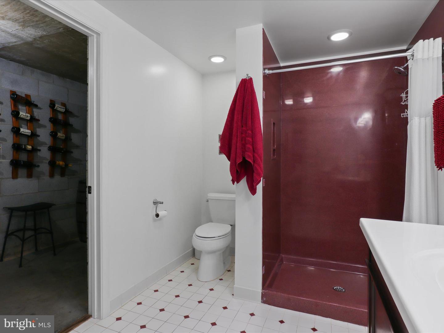 241 CLAYHILL DR, WINCHESTER, Virginia 22602, 5 Bedrooms Bedrooms, ,3 BathroomsBathrooms,Residential,For sale,241 CLAYHILL DR,VAFV2034414 MLS # VAFV2034414
