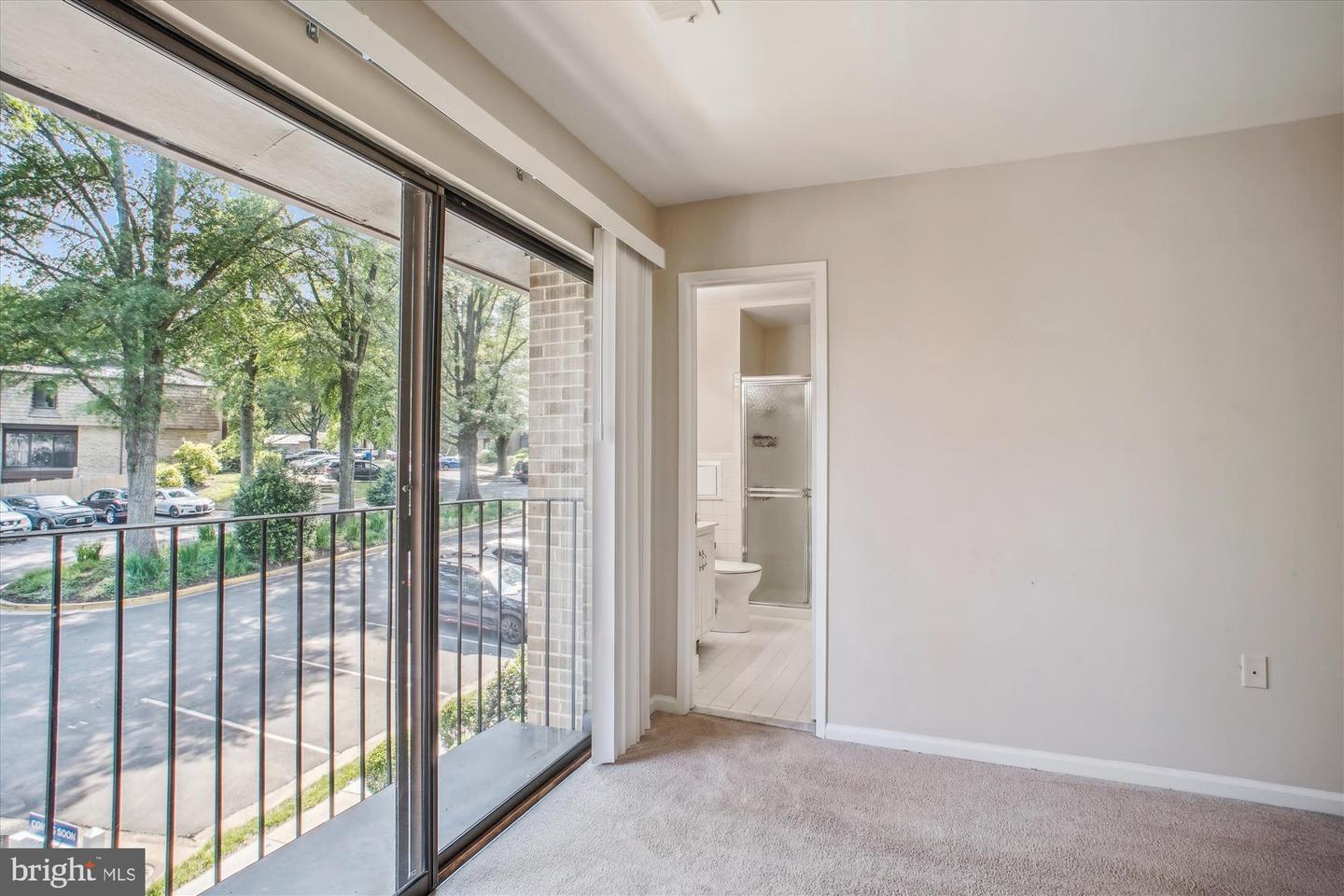 4902 SAUQUOIT LN, ANNANDALE, Virginia 22003, 3 Bedrooms Bedrooms, ,2 BathroomsBathrooms,Residential,For sale,4902 SAUQUOIT LN,VAFX2243204 MLS # VAFX2243204