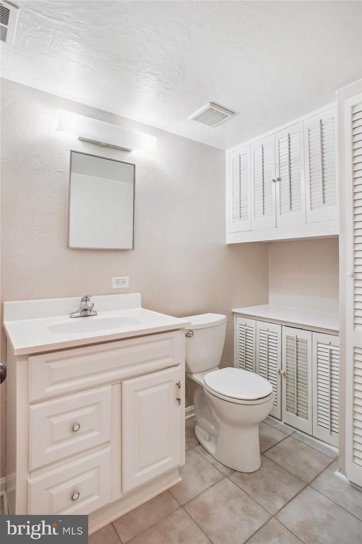 4902 SAUQUOIT LN, ANNANDALE, Virginia 22003, 3 Bedrooms Bedrooms, ,2 BathroomsBathrooms,Residential,For sale,4902 SAUQUOIT LN,VAFX2243204 MLS # VAFX2243204