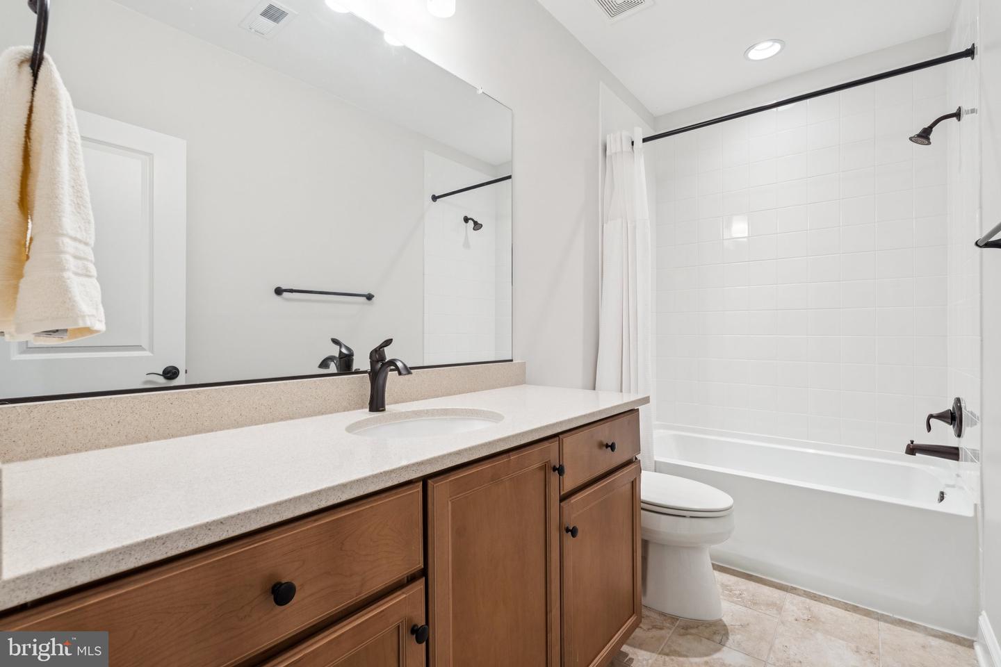112 VICEROY WAY, LAKE FREDERICK, Virginia 22630, 3 Bedrooms Bedrooms, ,3 BathroomsBathrooms,Residential,For sale,112 VICEROY WAY,VAFV2034424 MLS # VAFV2034424