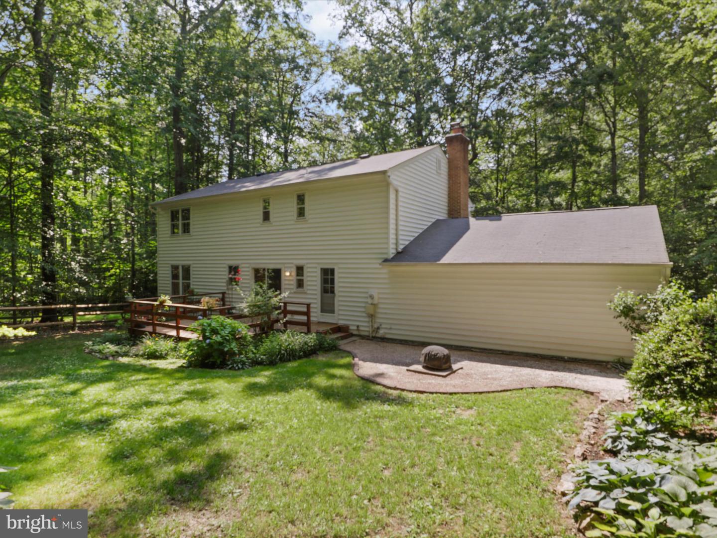 7449 MAPLE BRANCH RD, CLIFTON, Virginia 20124, 4 Bedrooms Bedrooms, ,2 BathroomsBathrooms,Residential,For sale,7449 MAPLE BRANCH RD,VAFX2243220 MLS # VAFX2243220