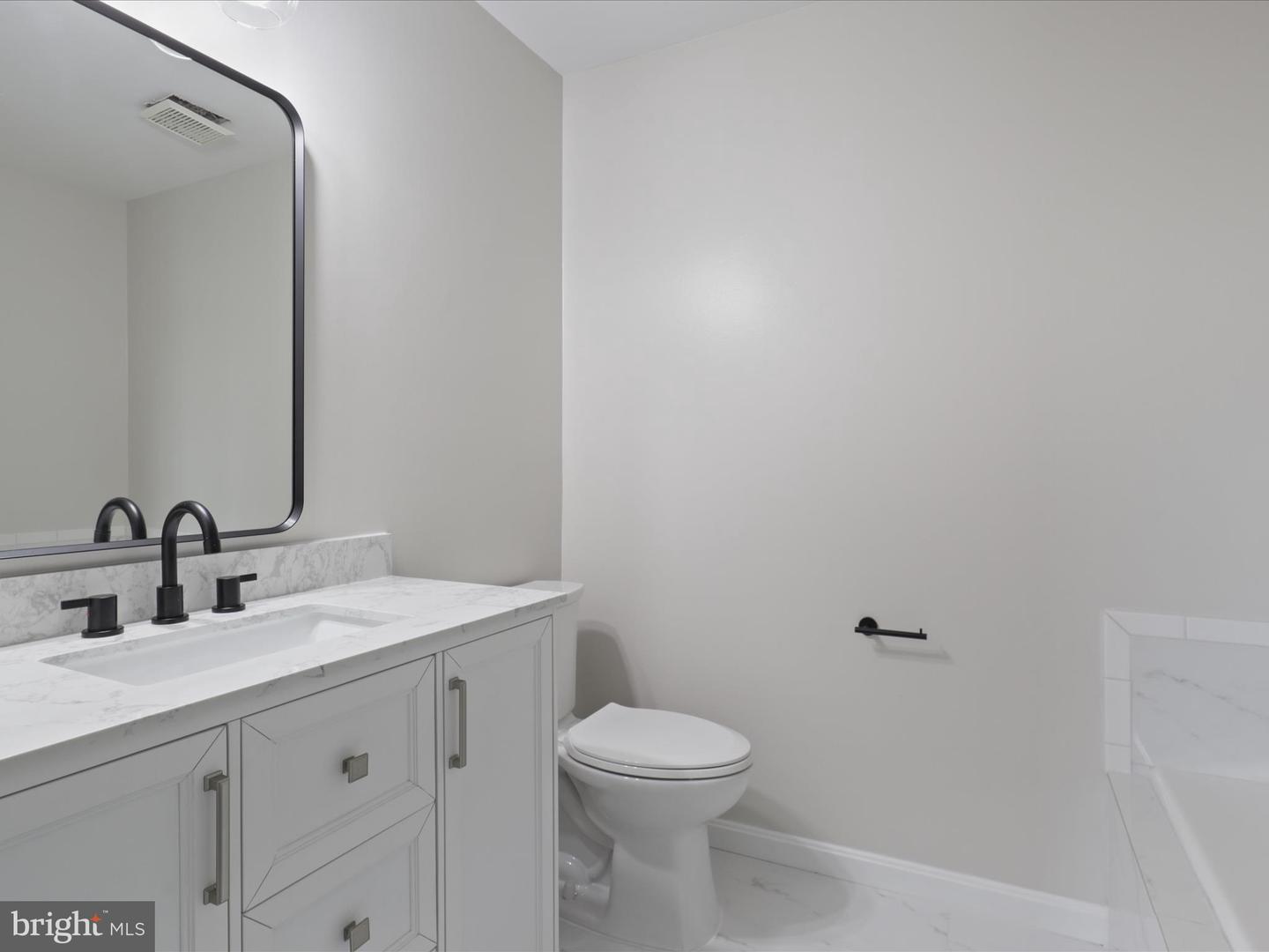 14282 NEWBERN LOOP, GAINESVILLE, Virginia 20155, 3 Bedrooms Bedrooms, ,3 BathroomsBathrooms,Residential,For sale,14282 NEWBERN LOOP,VAPW2095574 MLS # VAPW2095574
