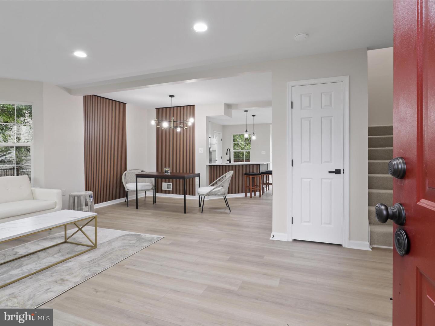14282 NEWBERN LOOP, GAINESVILLE, Virginia 20155, 3 Bedrooms Bedrooms, ,3 BathroomsBathrooms,Residential,For sale,14282 NEWBERN LOOP,VAPW2095574 MLS # VAPW2095574