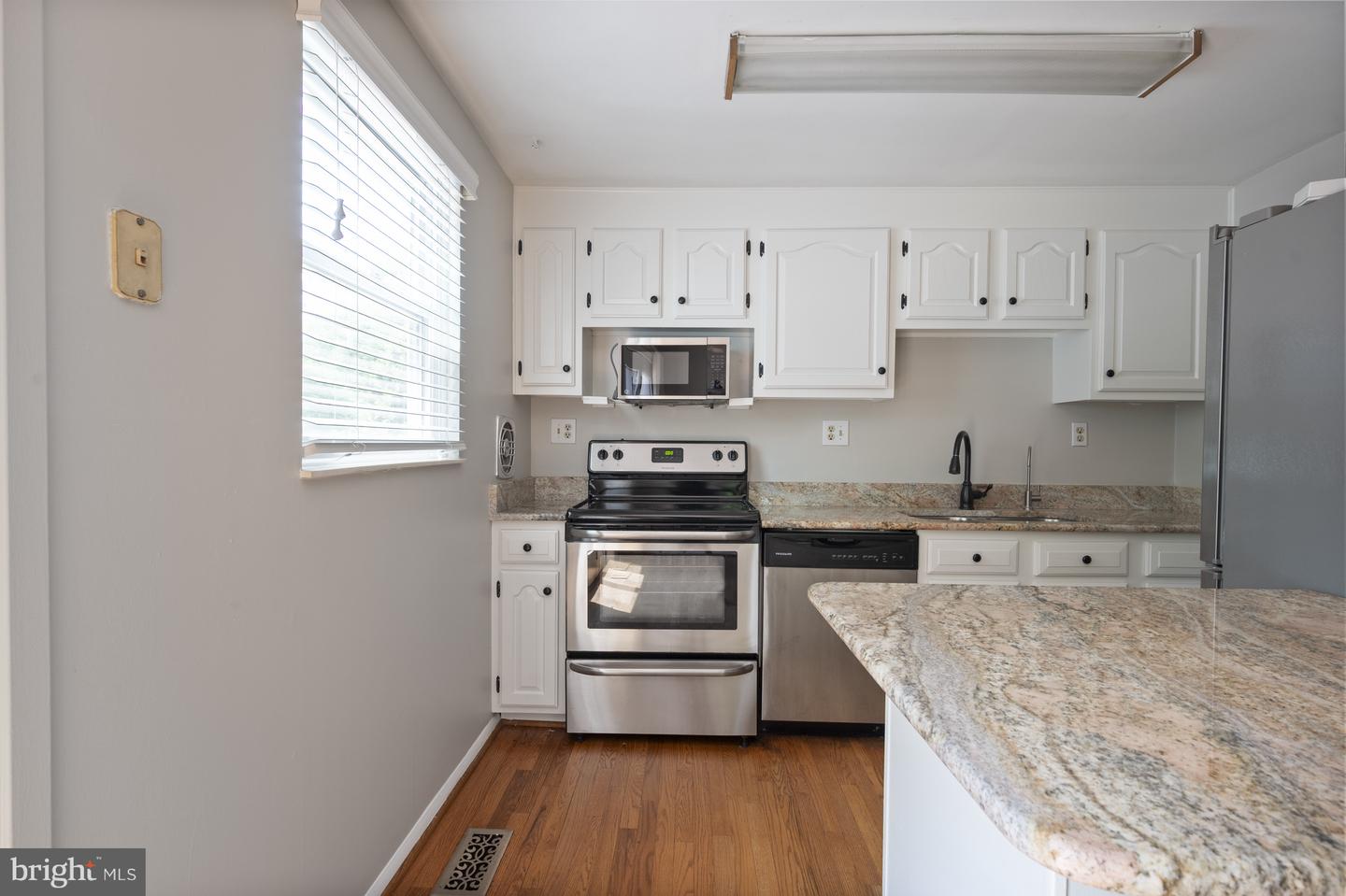 1100 CLARKE ST, HERNDON, Virginia 20170, 3 Bedrooms Bedrooms, ,2 BathroomsBathrooms,Residential,For sale,1100 CLARKE ST,VAFX2243258 MLS # VAFX2243258