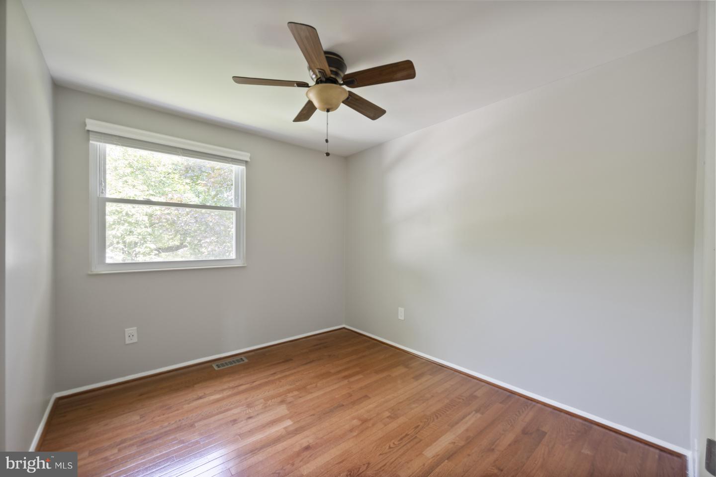 1100 CLARKE ST, HERNDON, Virginia 20170, 3 Bedrooms Bedrooms, ,2 BathroomsBathrooms,Residential,For sale,1100 CLARKE ST,VAFX2243258 MLS # VAFX2243258